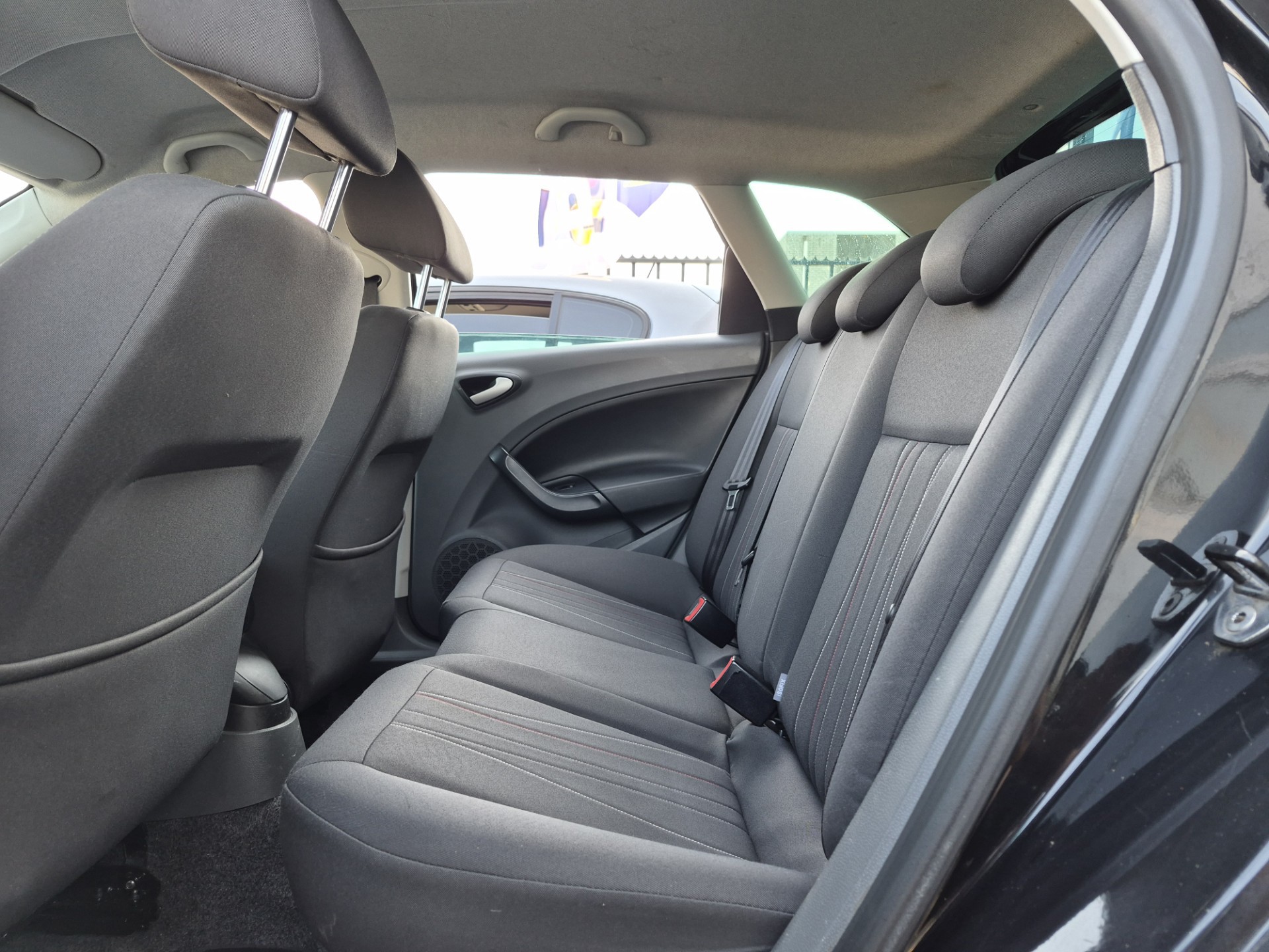 Foto van Seat Ibiza ST
