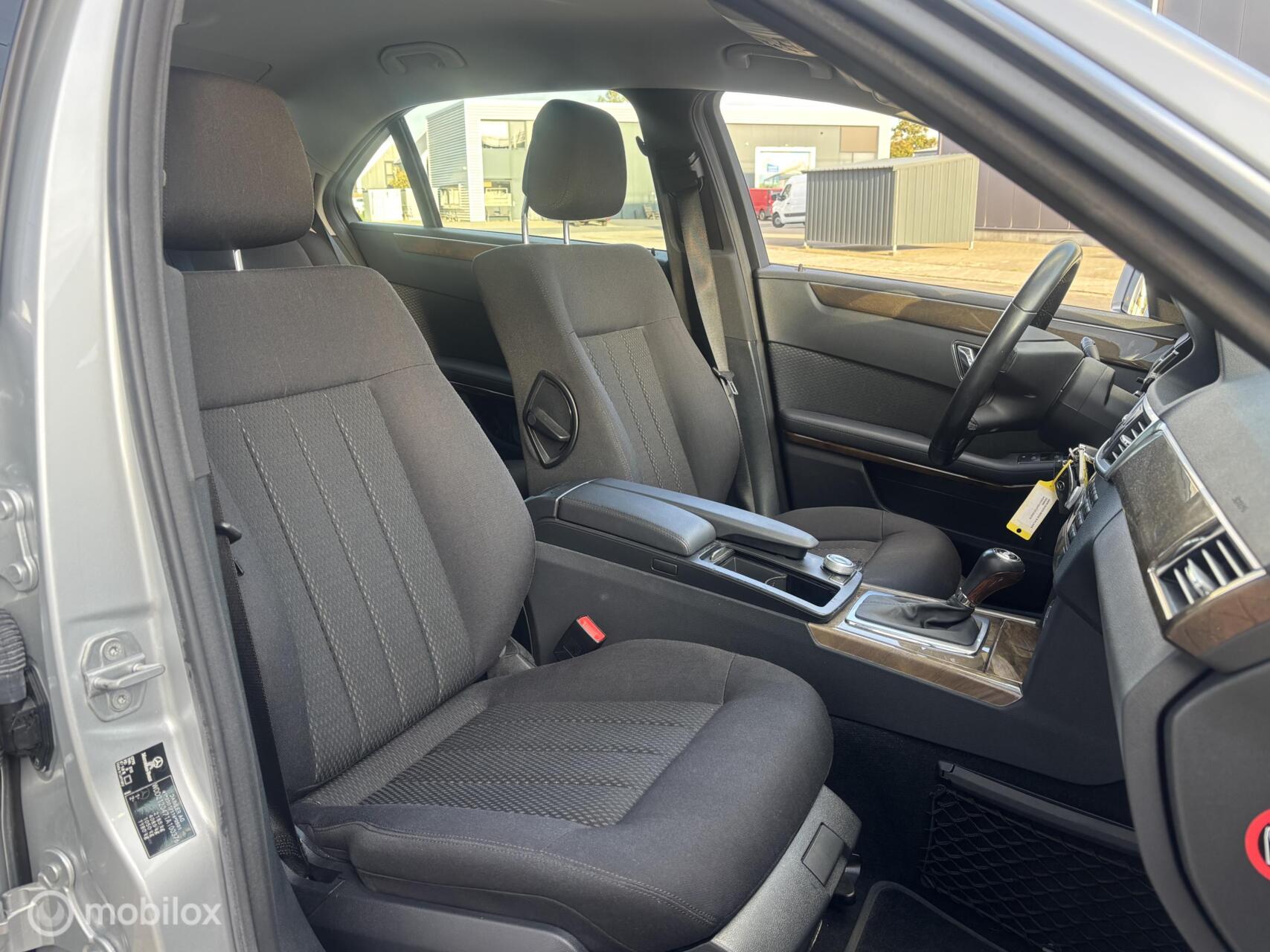 Foto van Mercedes-Benz E 250 Cgi
