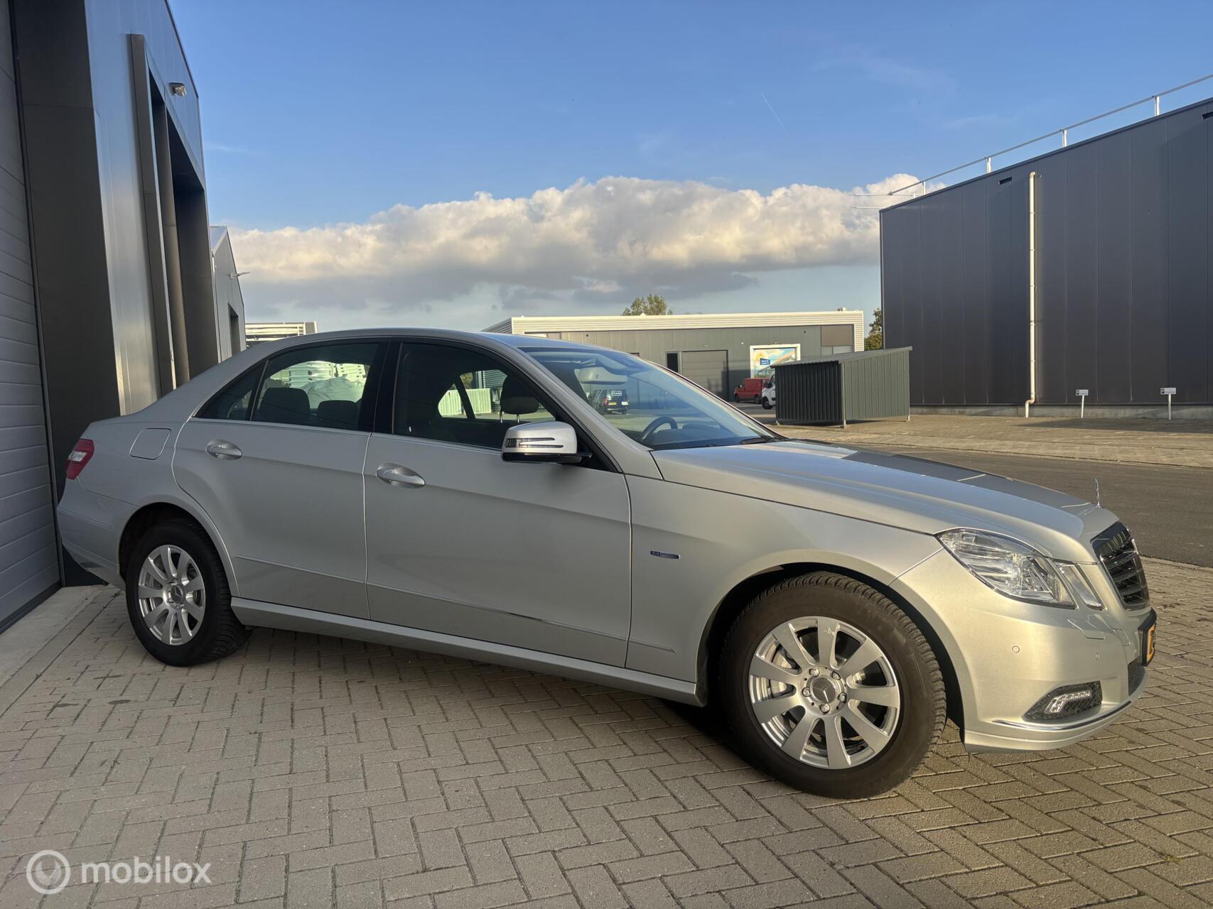 Foto van Mercedes-Benz E 250 Cgi