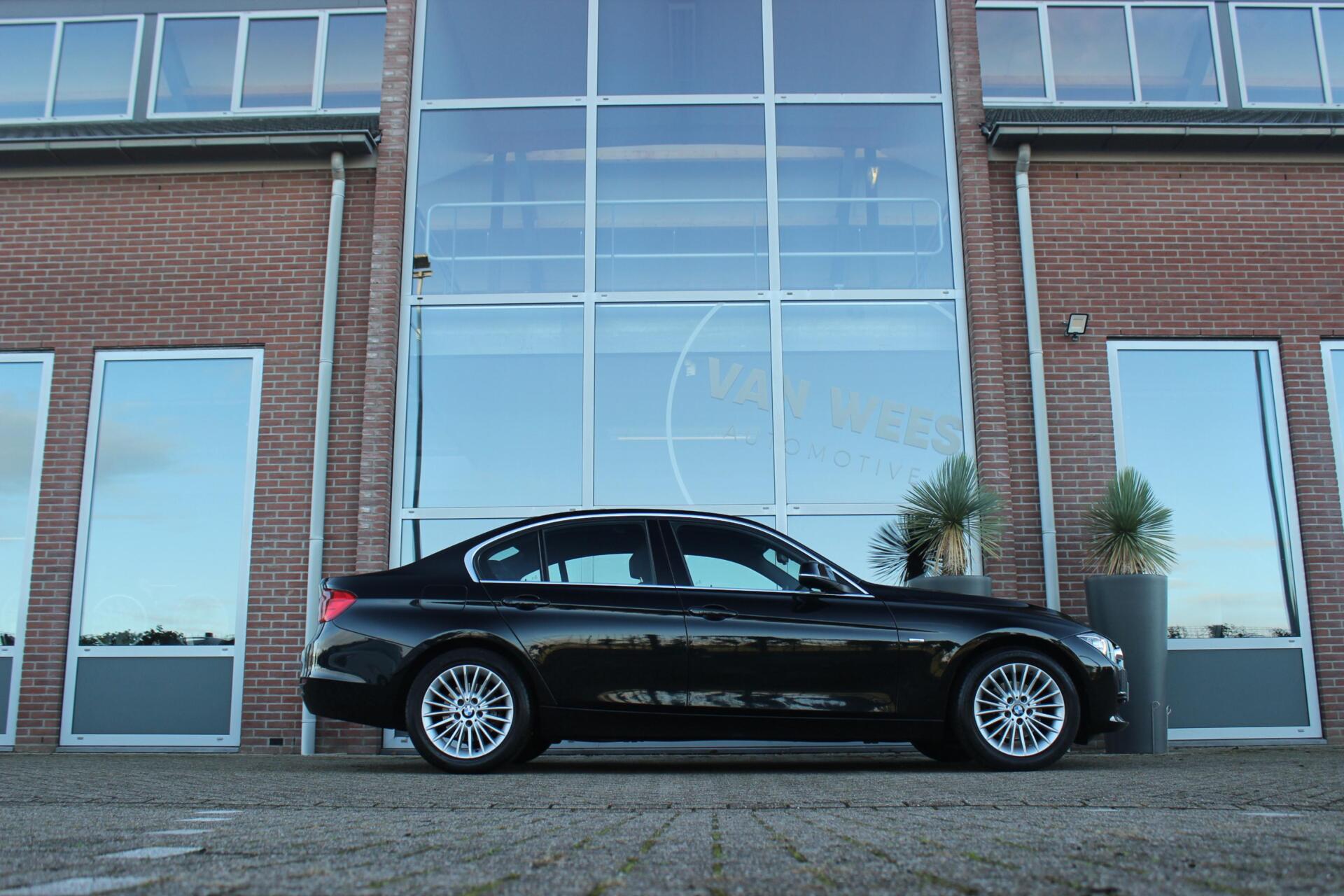 Foto van BMW 320i