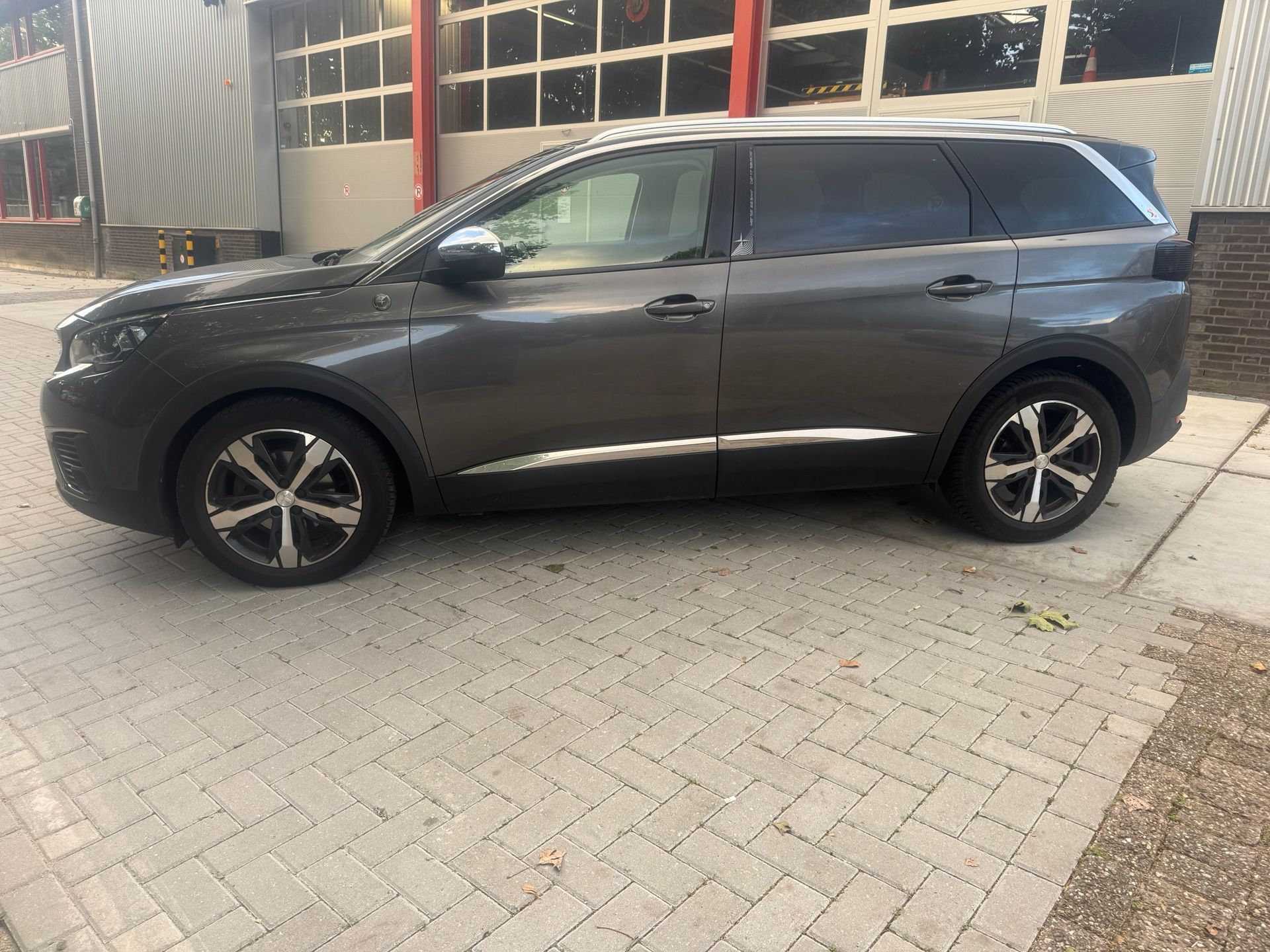 Foto van Peugeot 5008