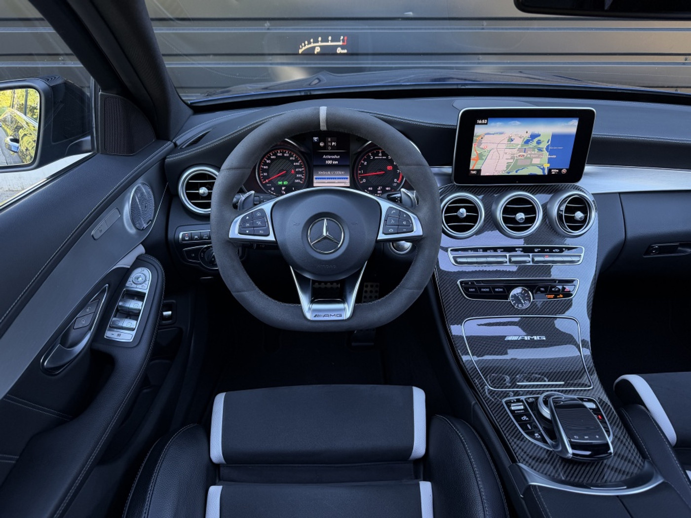 Foto van Mercedes-amg AMG C63 S