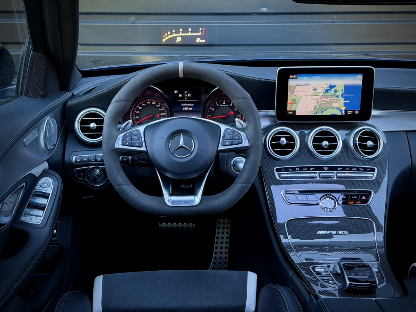 Foto van Mercedes-amg AMG C63 S
