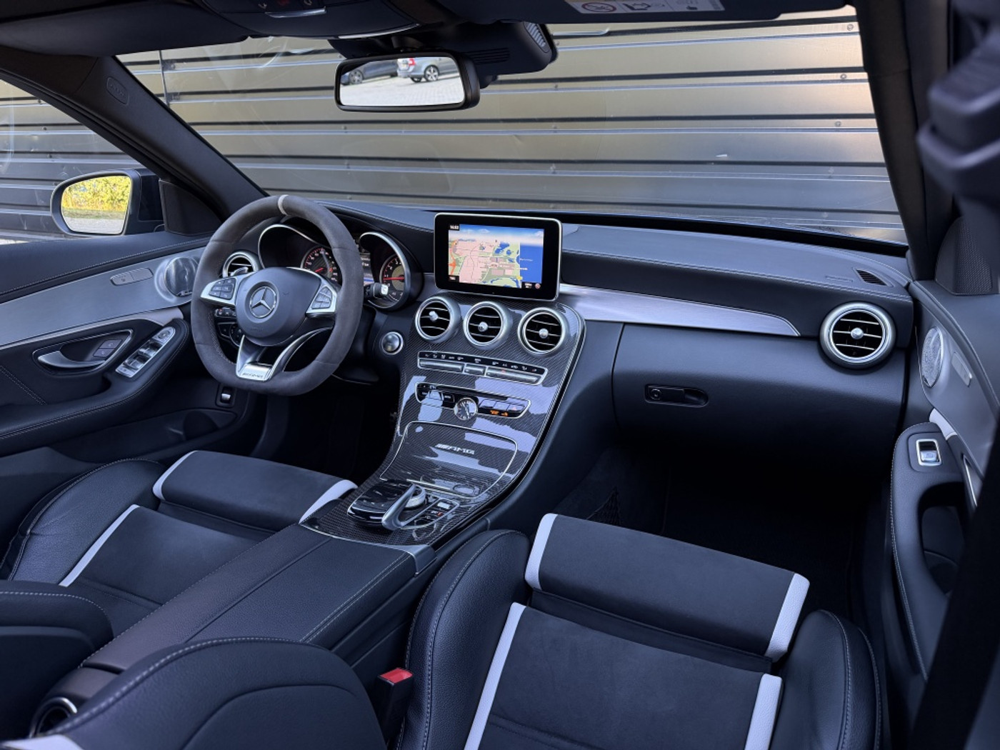 Foto van Mercedes-amg AMG C63 S