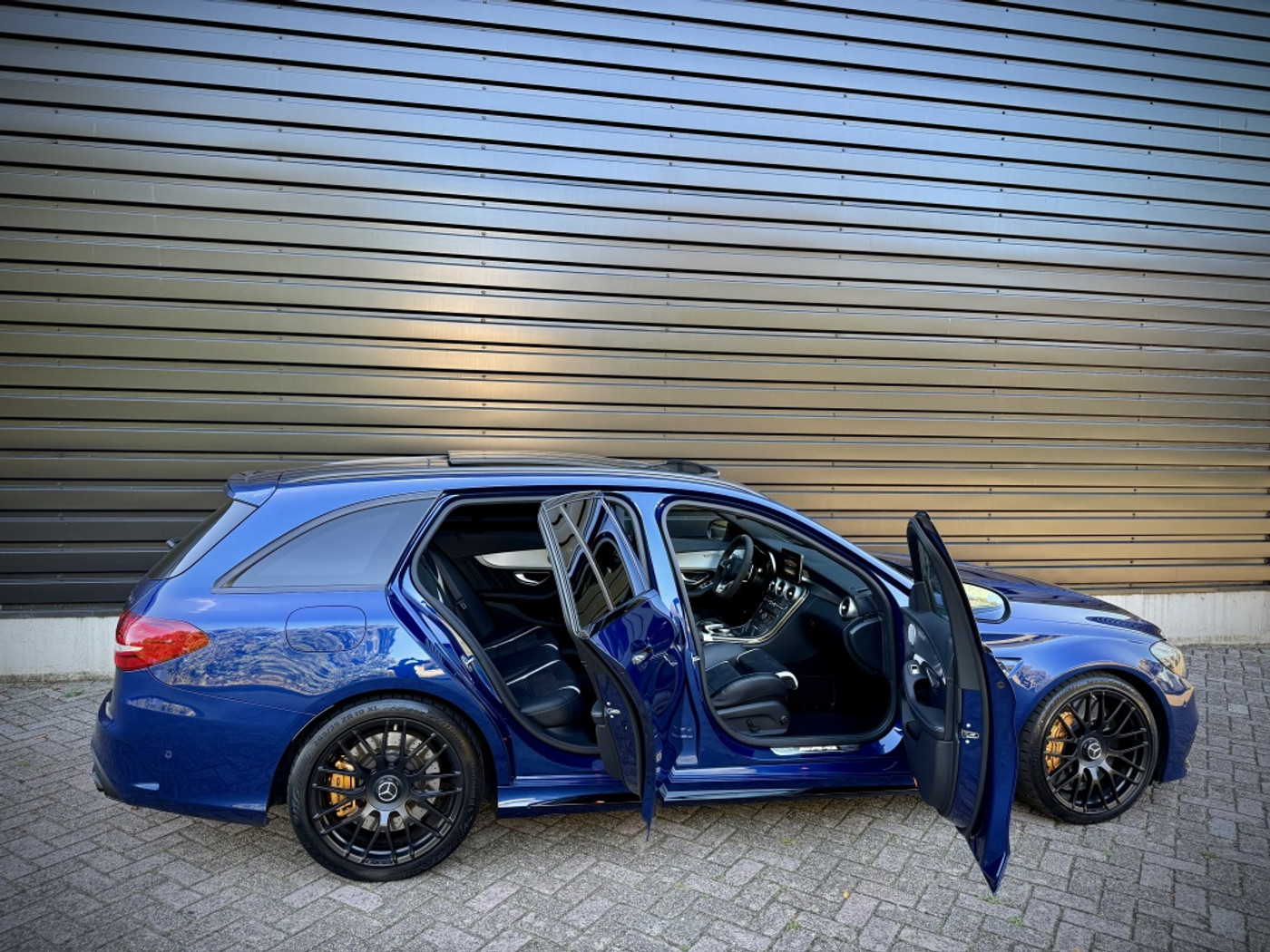 Foto van Mercedes-amg AMG C63 S
