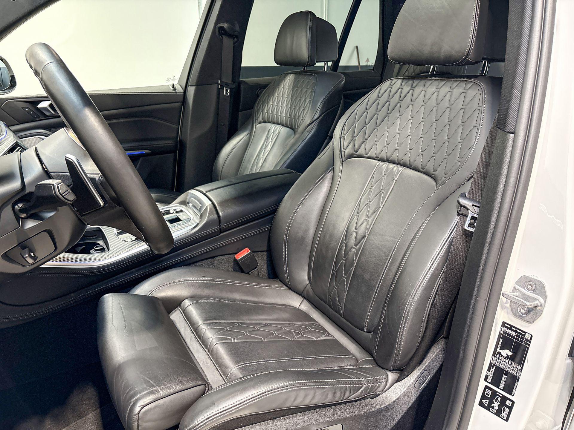 Foto van BMW X5 M50d