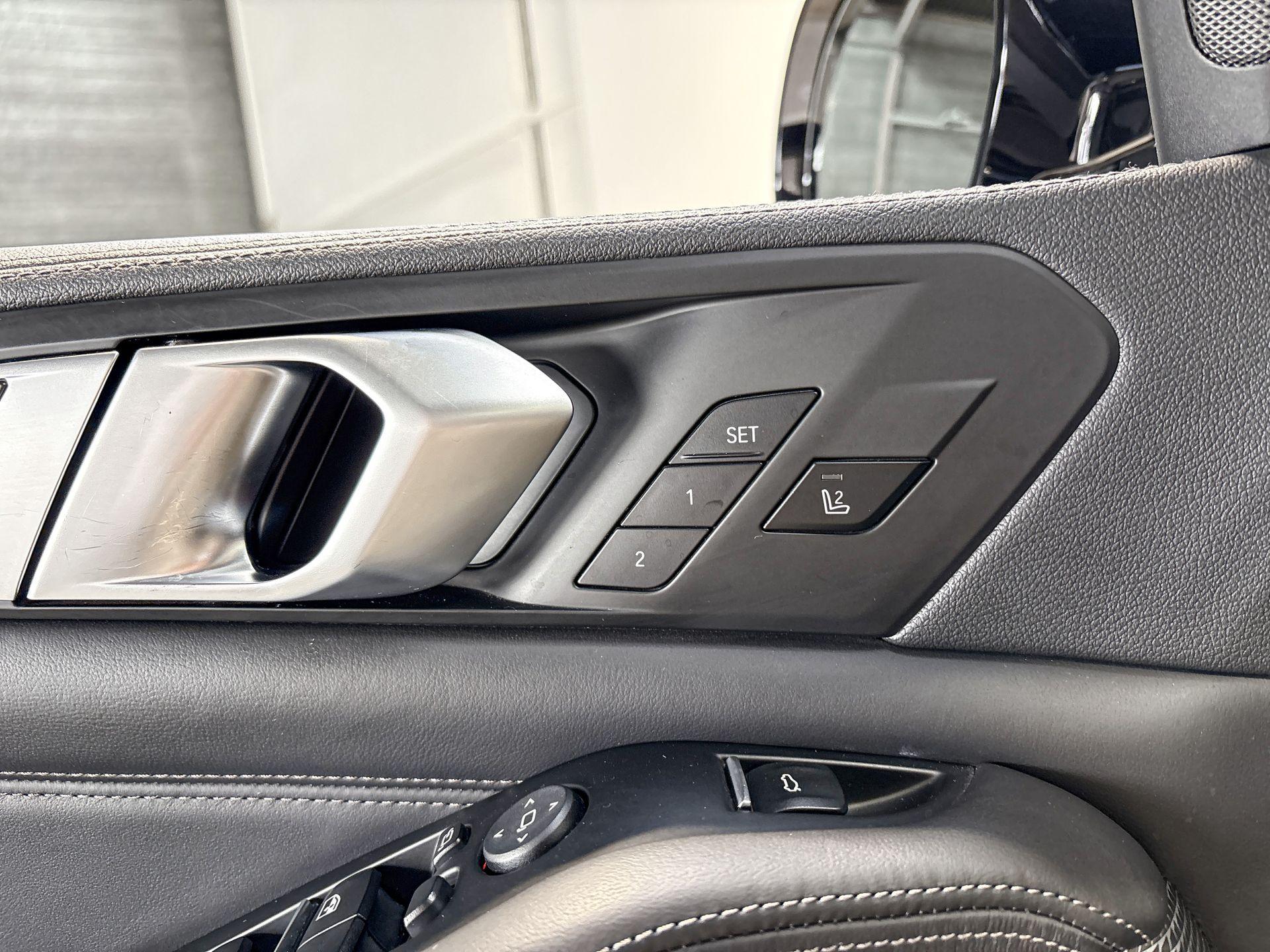 Foto van BMW X5 M50d