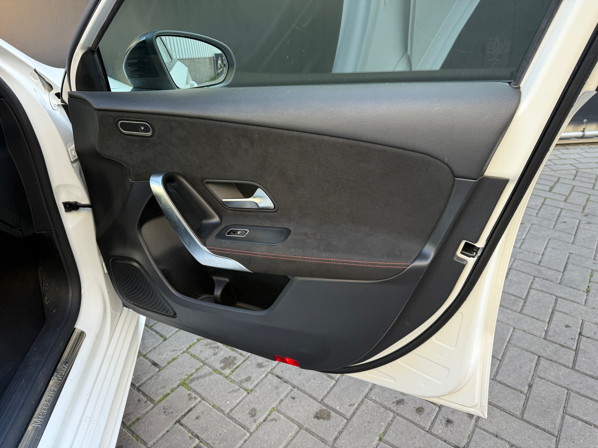 Foto van Mercedes-Benz A 180