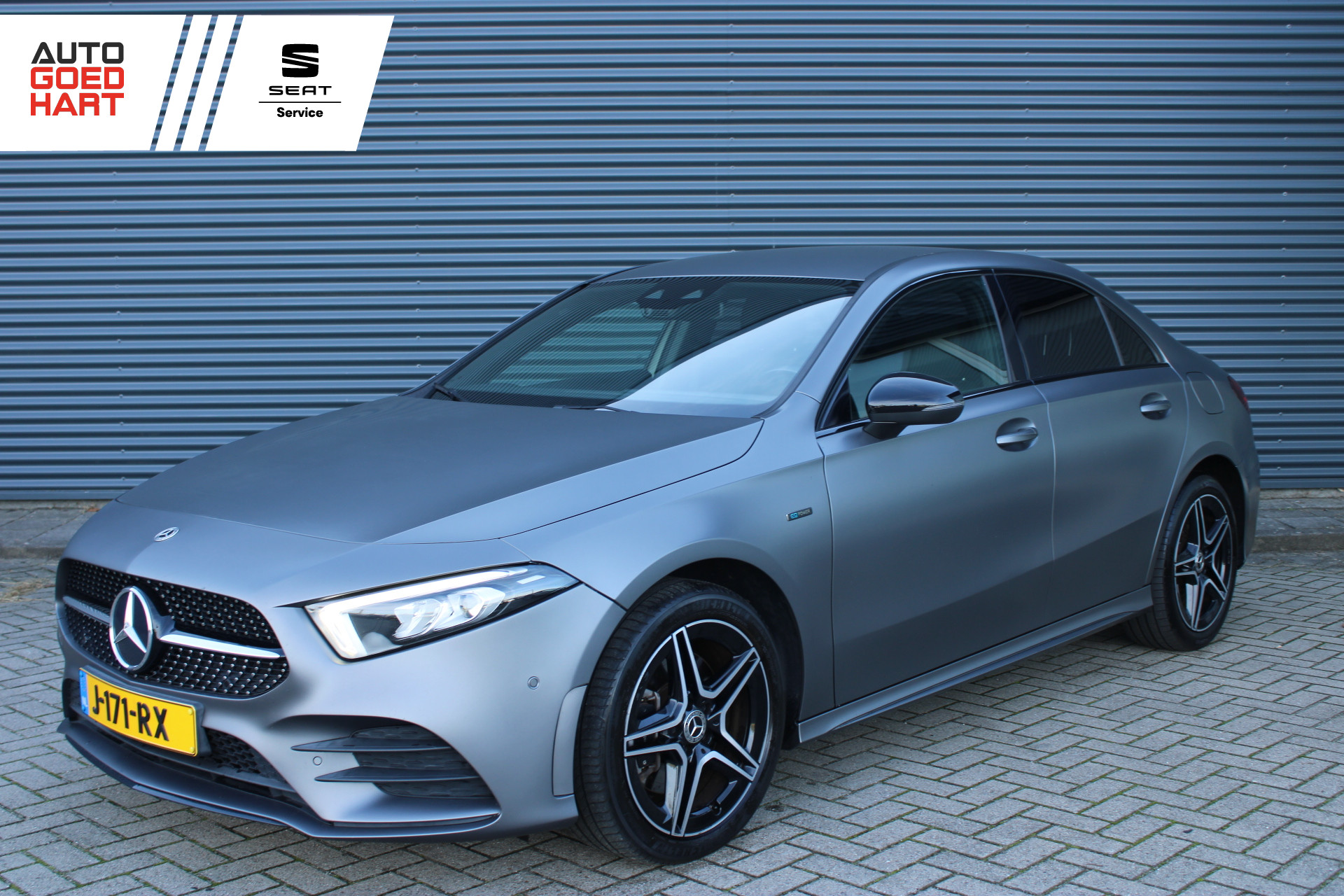 Mercedes-Benz A 250 E 250 e Business Solution AMG Limited Sfeerverlichting Camera Leer/Alcantara 2020 - voorkant