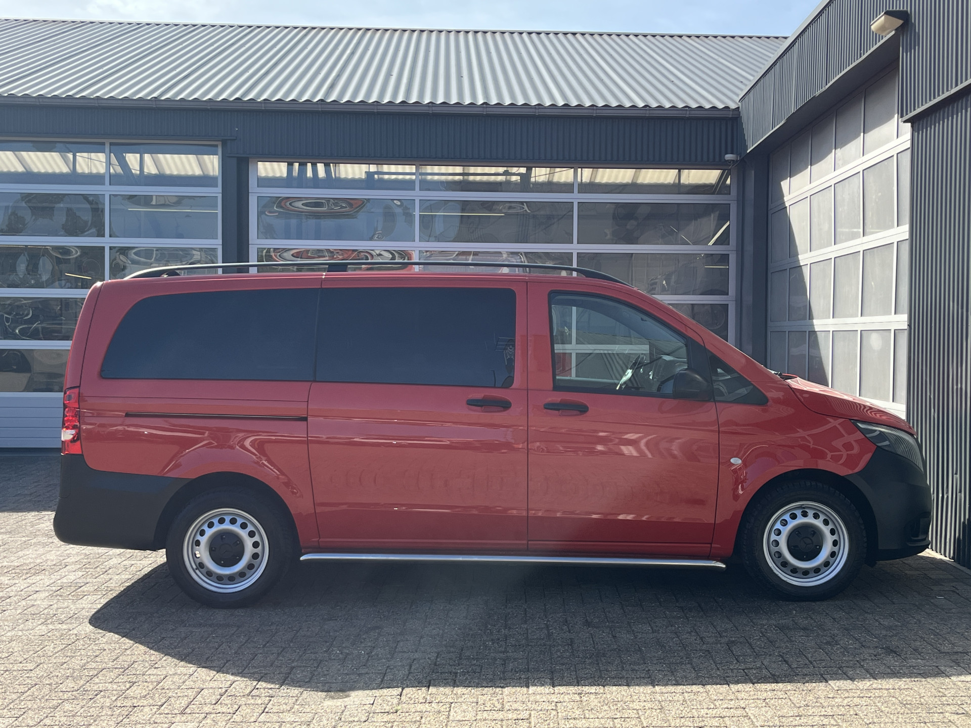 Foto van Mercedes-Benz Vito Tourer