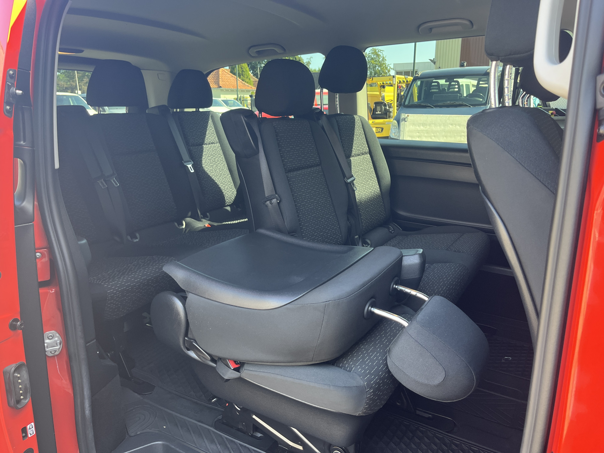 Foto van Mercedes-Benz Vito Tourer