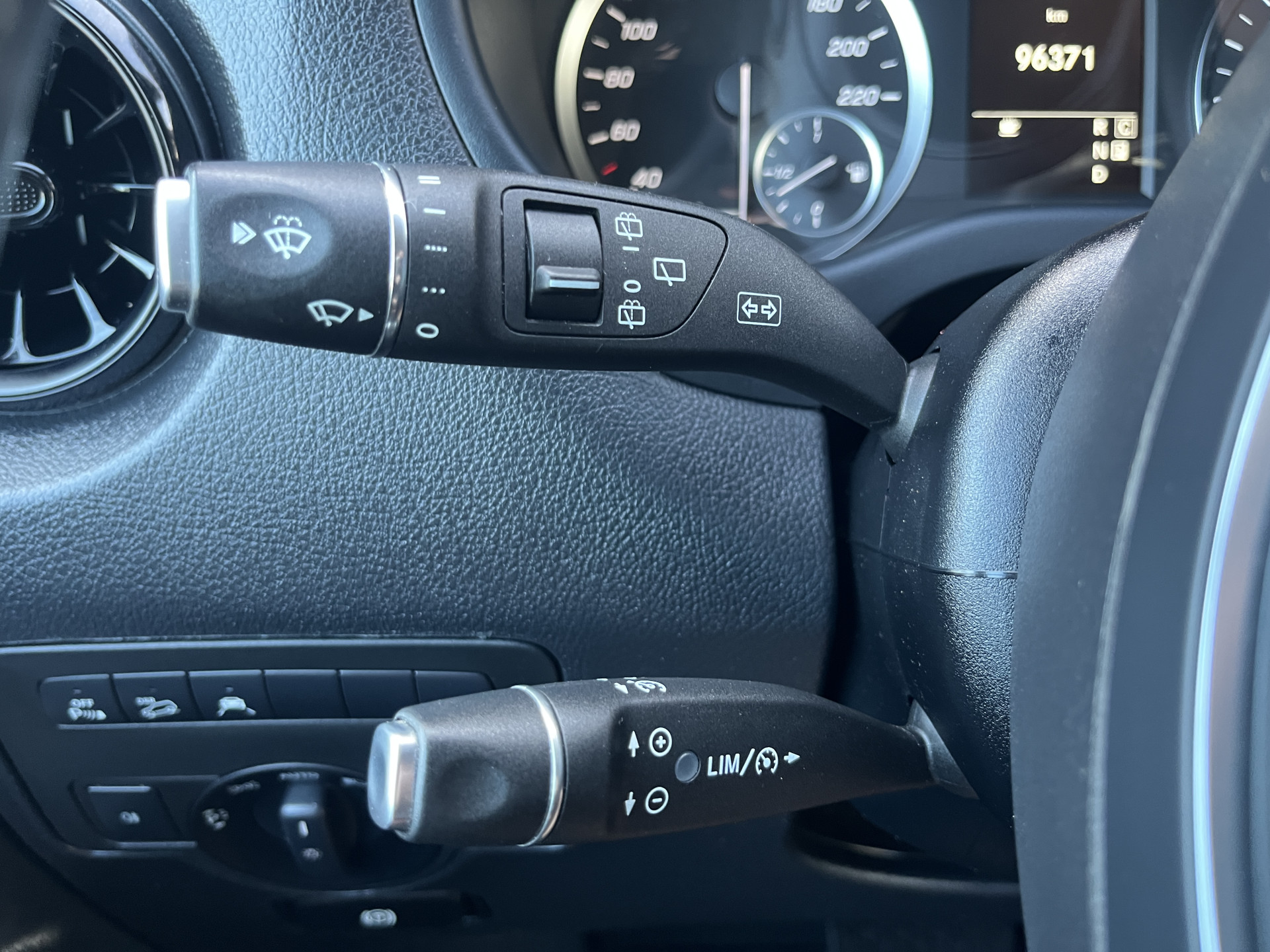 Foto van Mercedes-Benz Vito Tourer