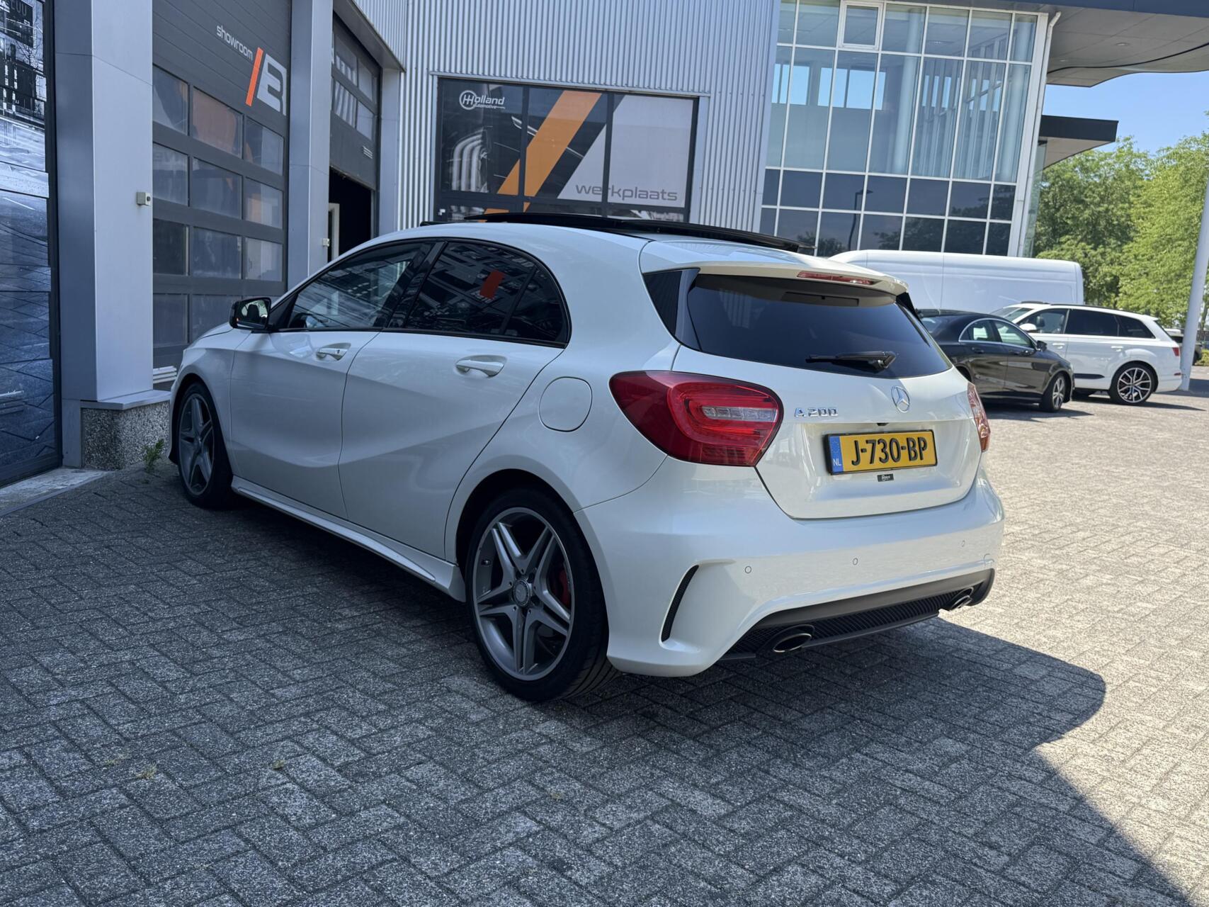 Foto van Mercedes-Benz A 200