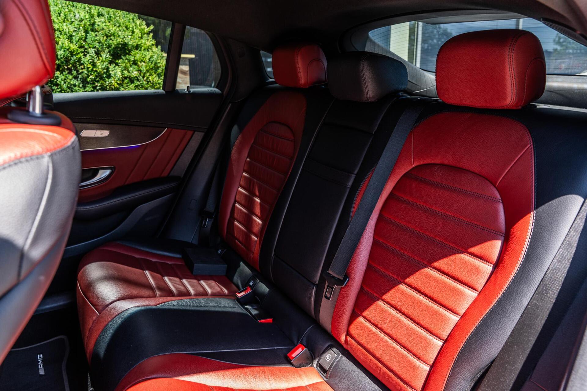 Foto van Mercedes-Benz GLC 300 E 4Matic