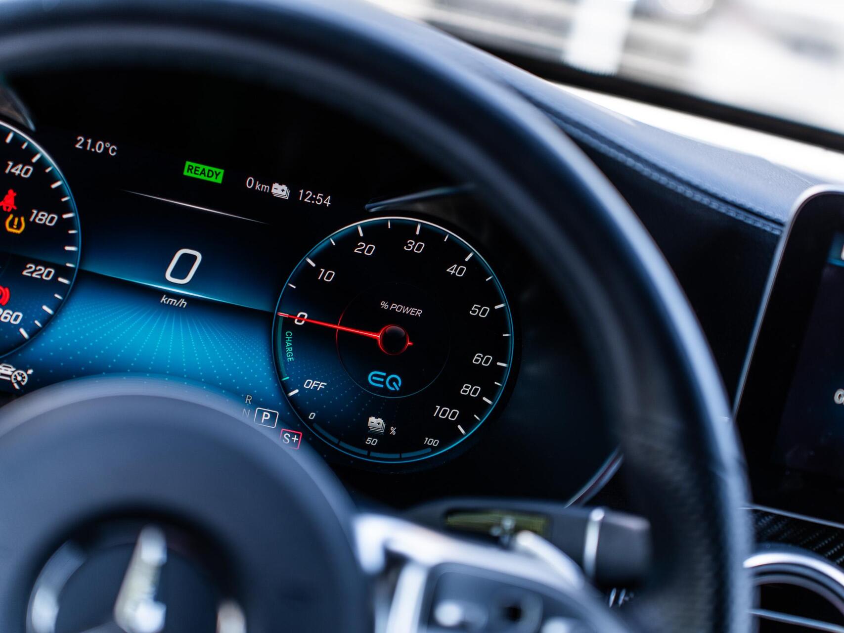 Foto van Mercedes-Benz GLC 300 E 4Matic