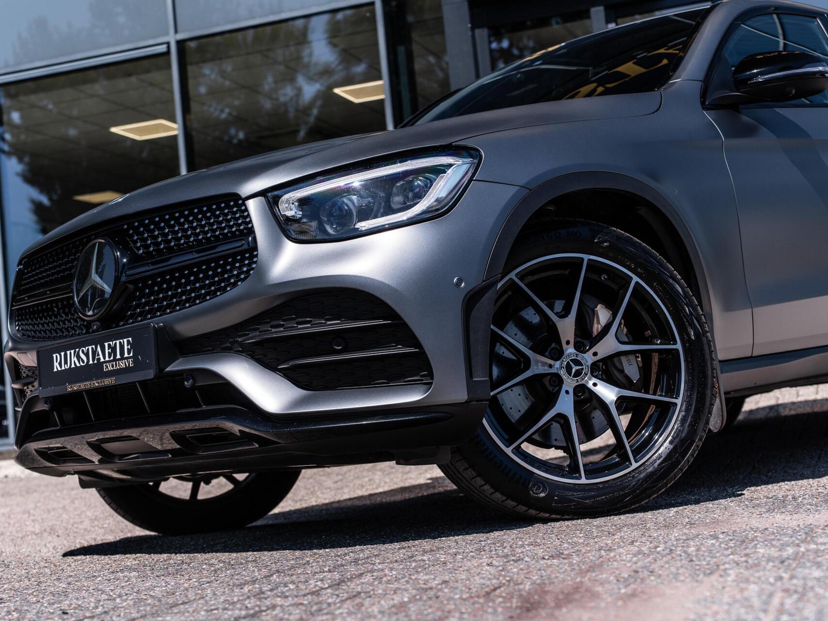Foto van Mercedes-Benz GLC 300 E 4Matic