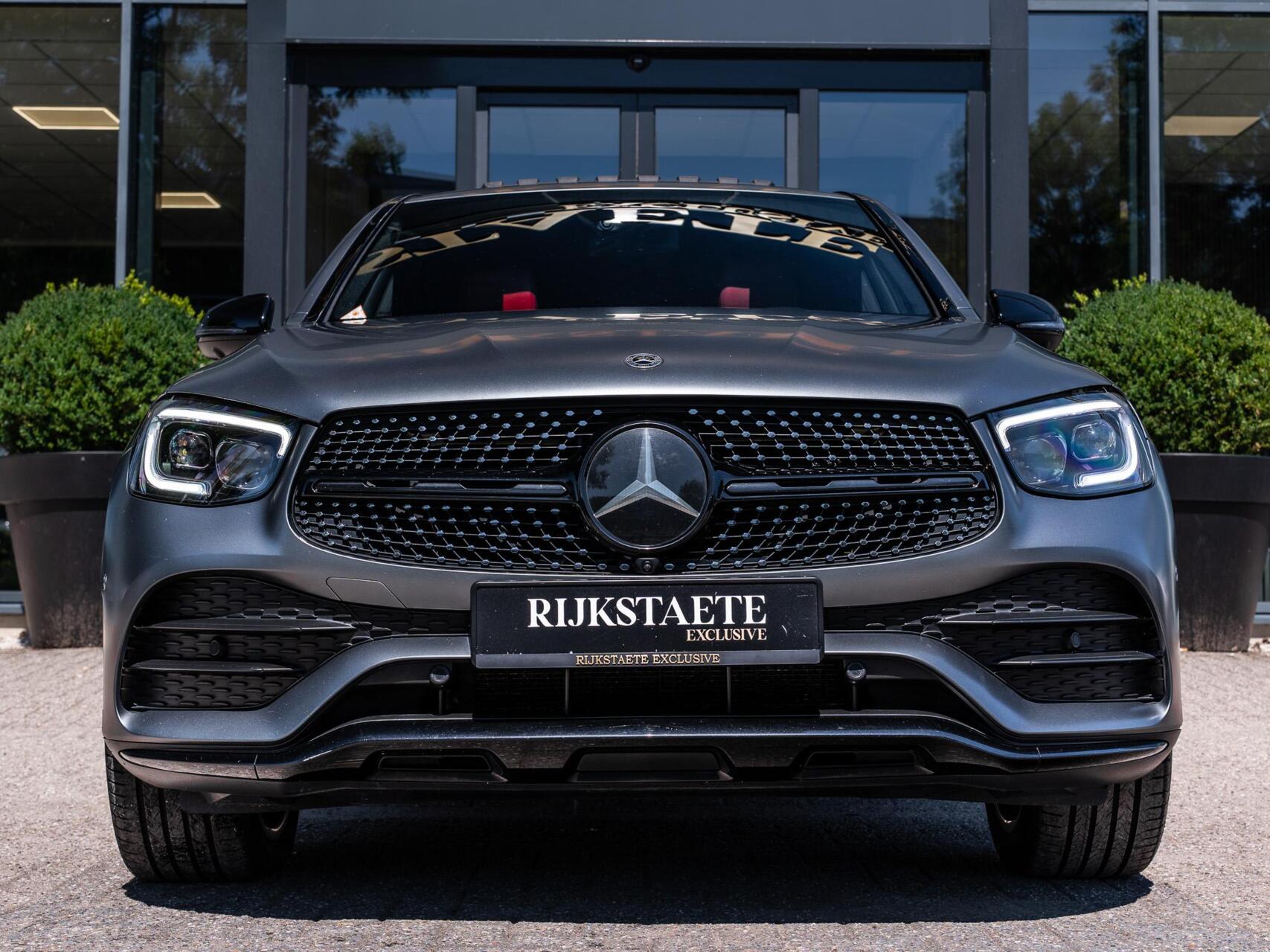 Foto van Mercedes-Benz GLC 300 E 4Matic