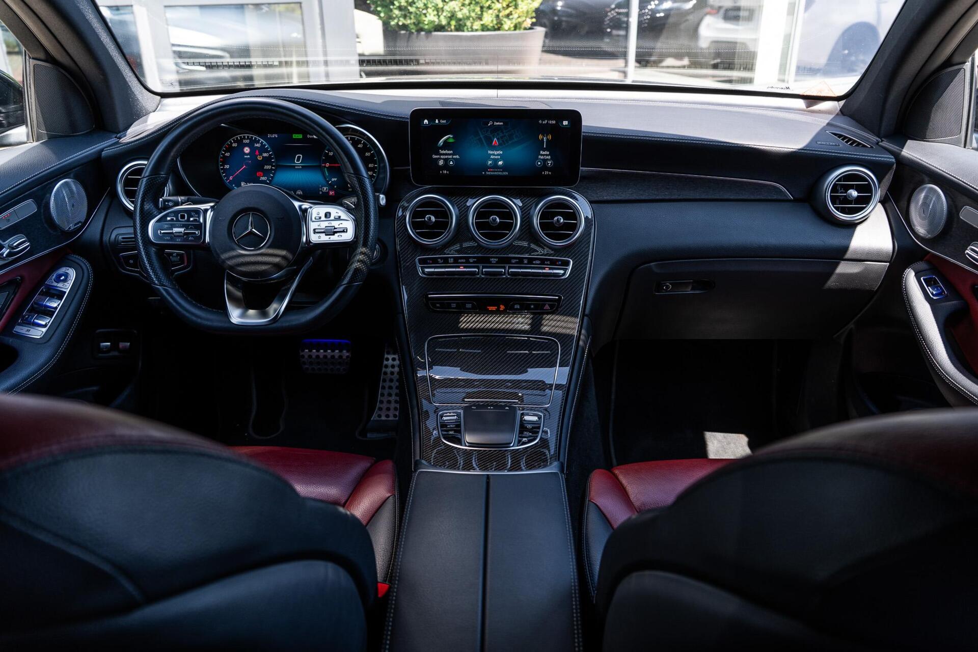 Foto van Mercedes-Benz GLC 300 E 4Matic