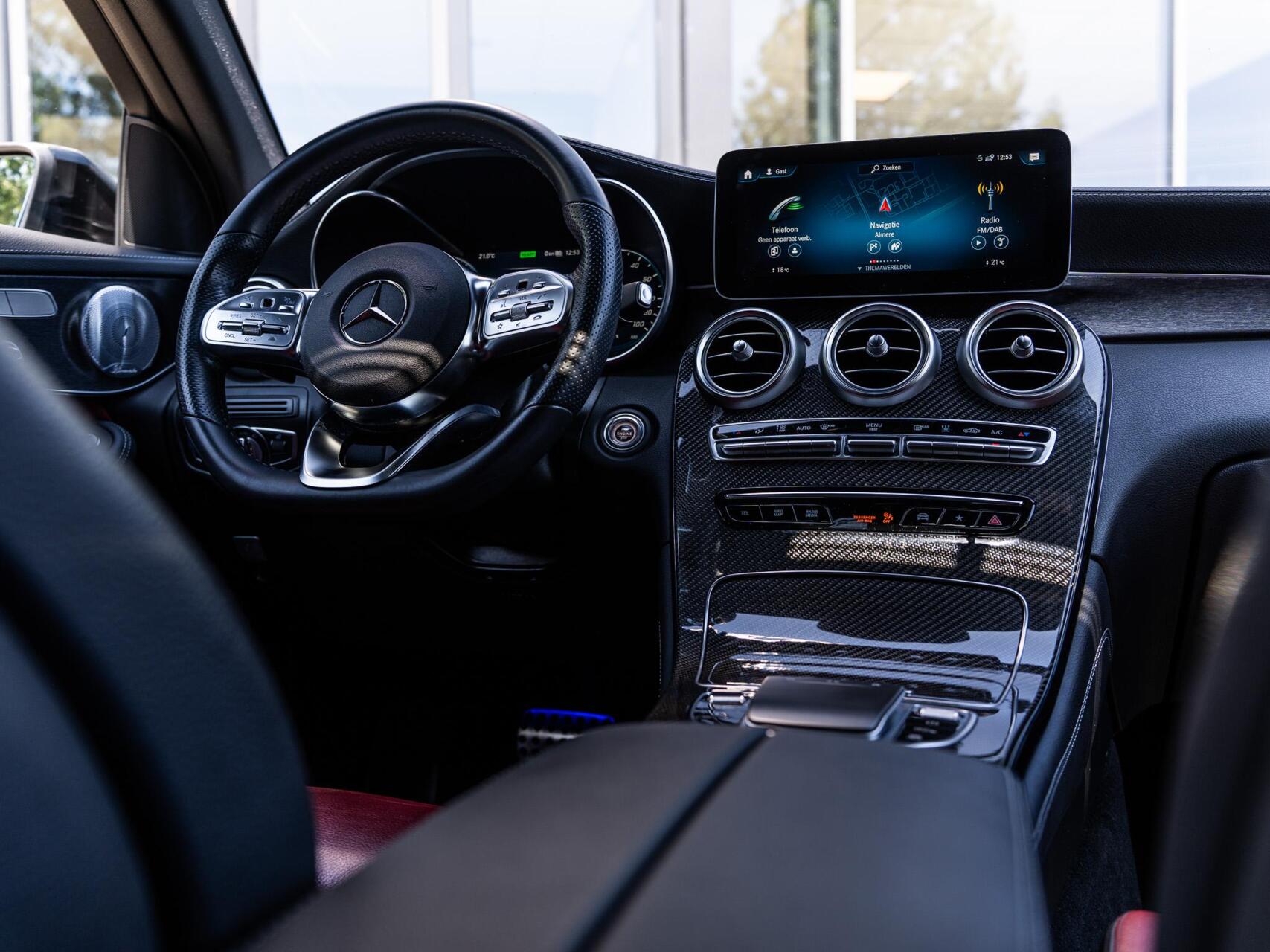 Foto van Mercedes-Benz GLC 300 E 4Matic