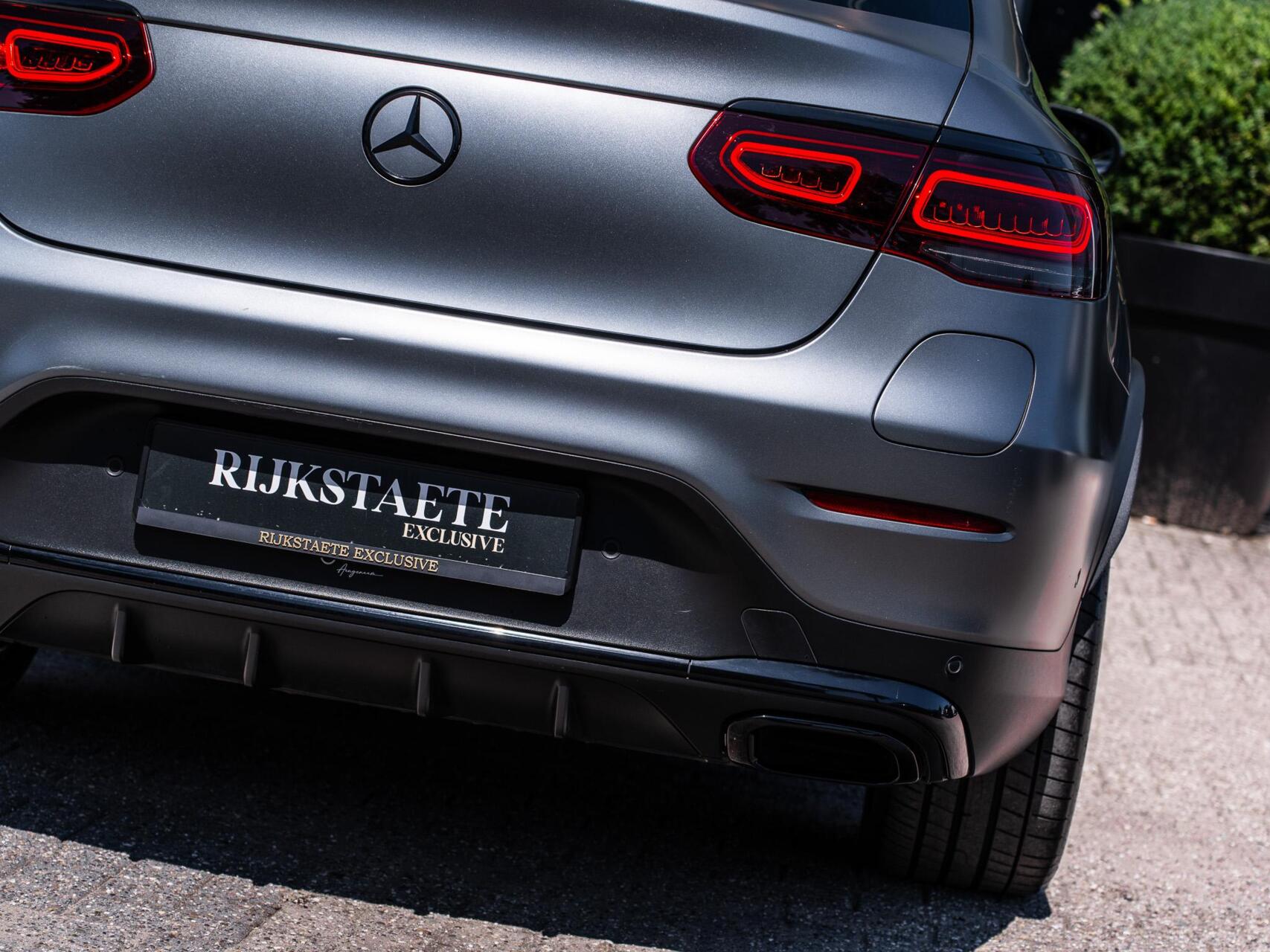 Foto van Mercedes-Benz GLC 300 E 4Matic