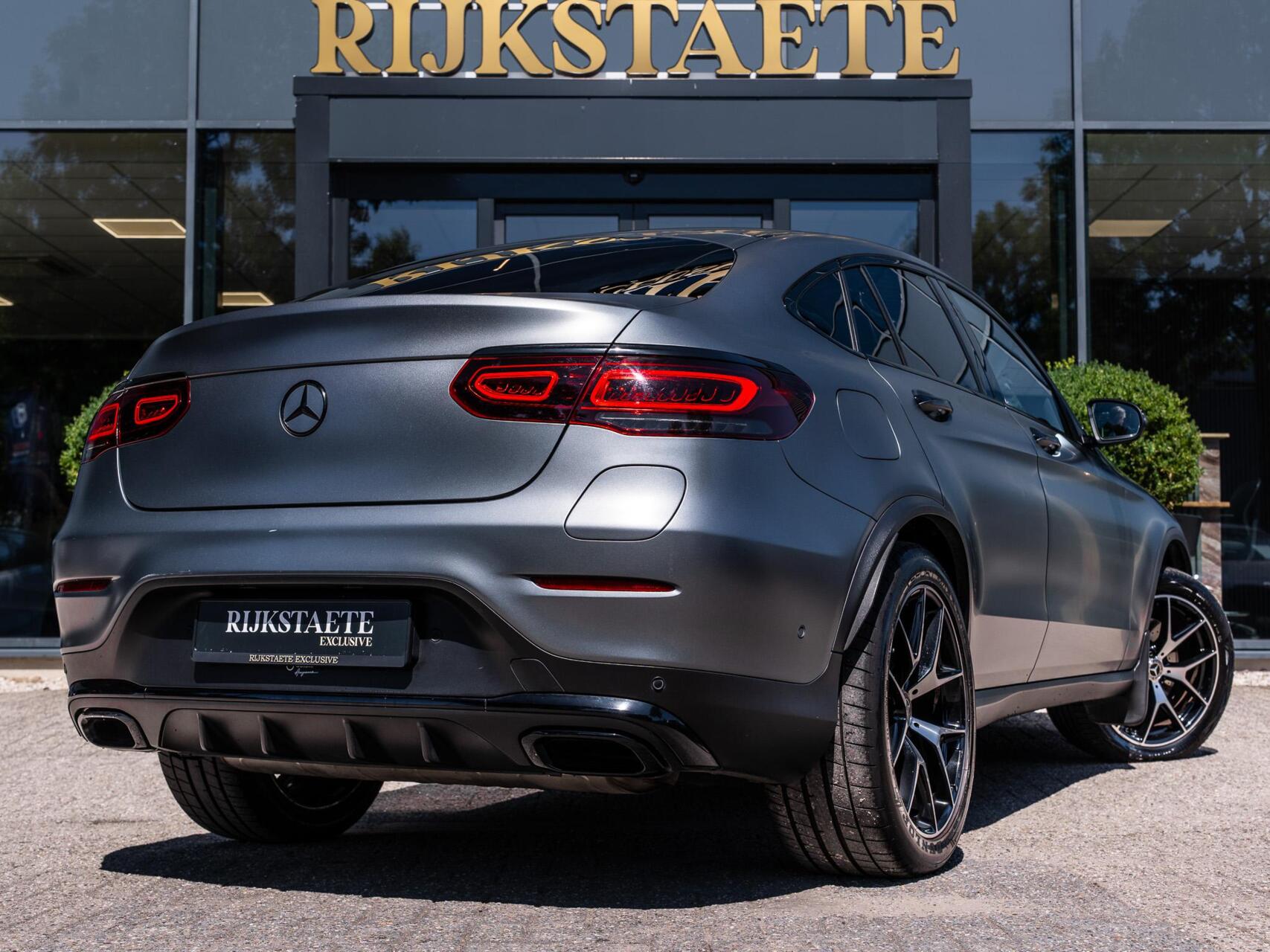 Foto van Mercedes-Benz GLC 300 E 4Matic