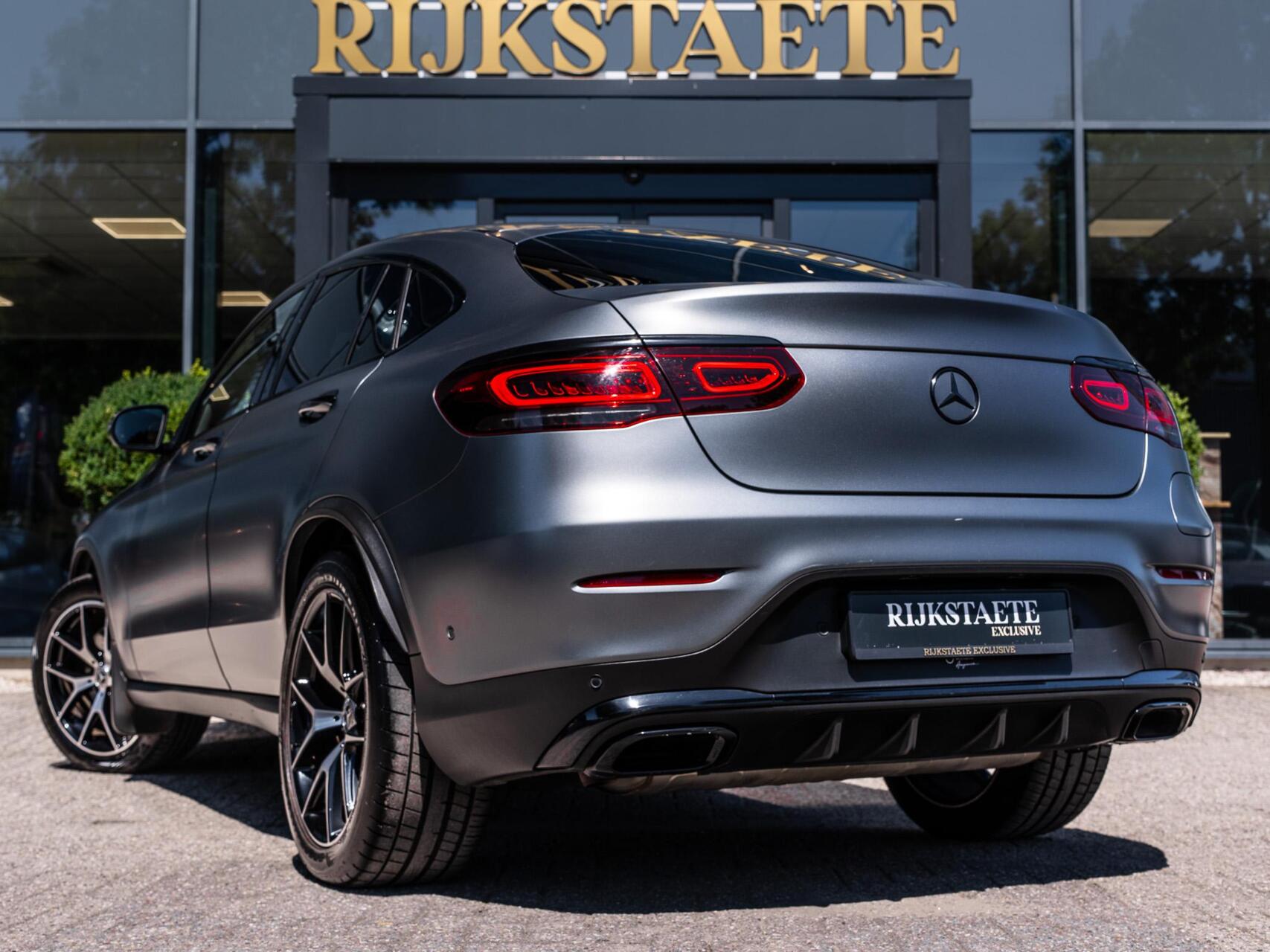 Foto van Mercedes-Benz GLC 300 E 4Matic