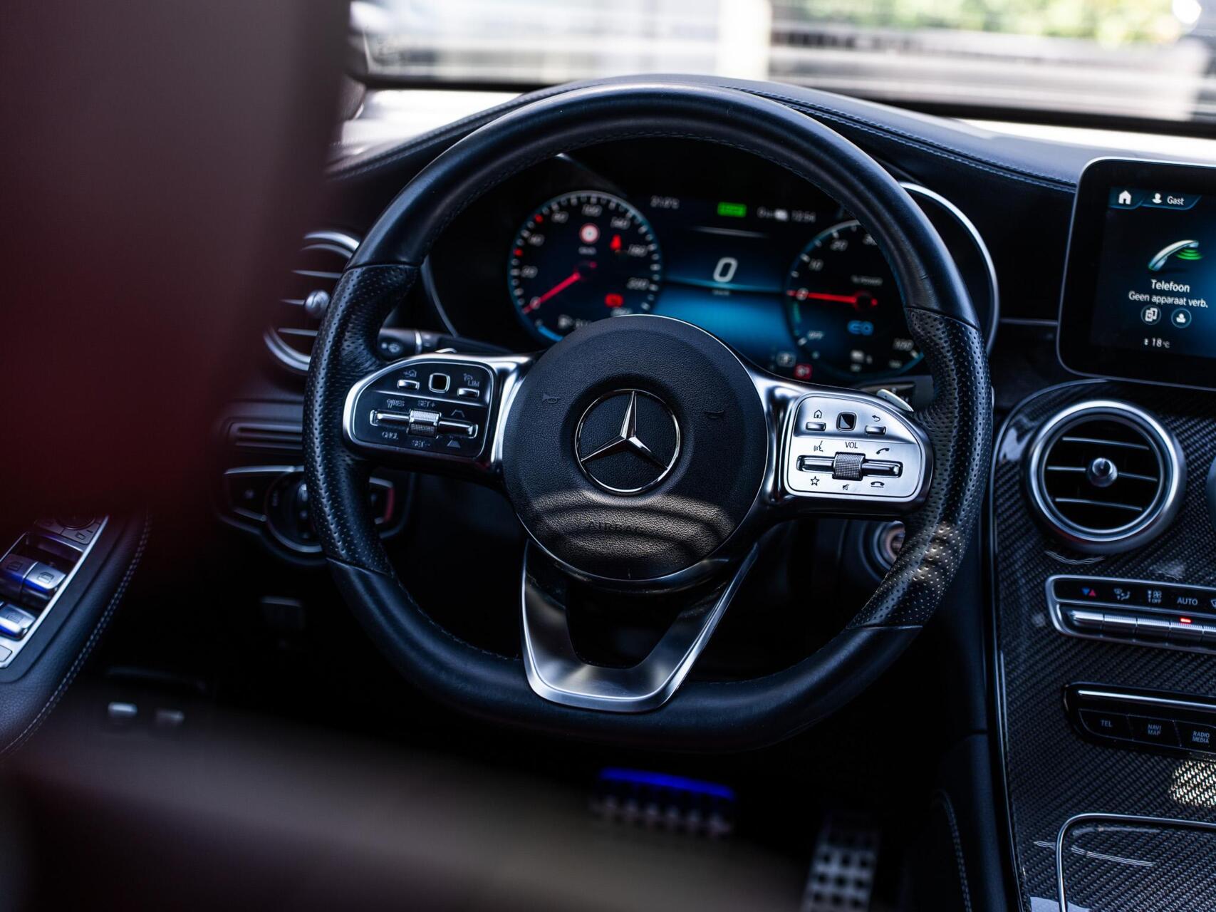 Foto van Mercedes-Benz GLC 300 E 4Matic