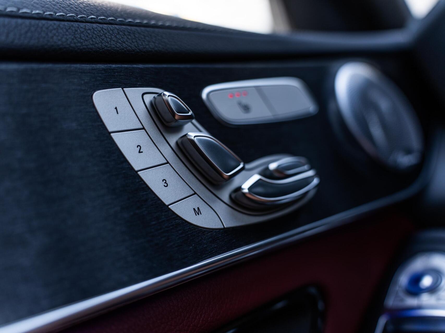 Foto van Mercedes-Benz GLC 300 E 4Matic