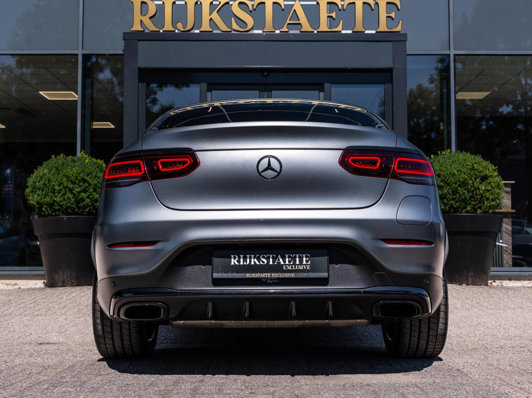 Foto van Mercedes-Benz GLC 300 E 4Matic