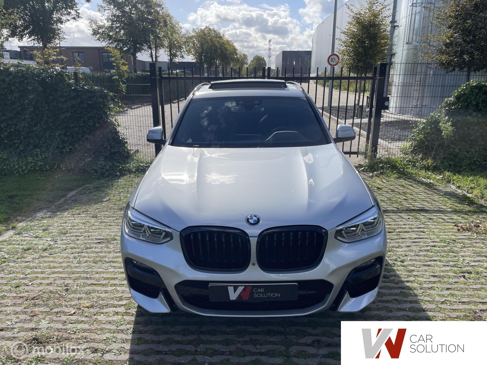 Foto van BMW X3 Xdrive30e