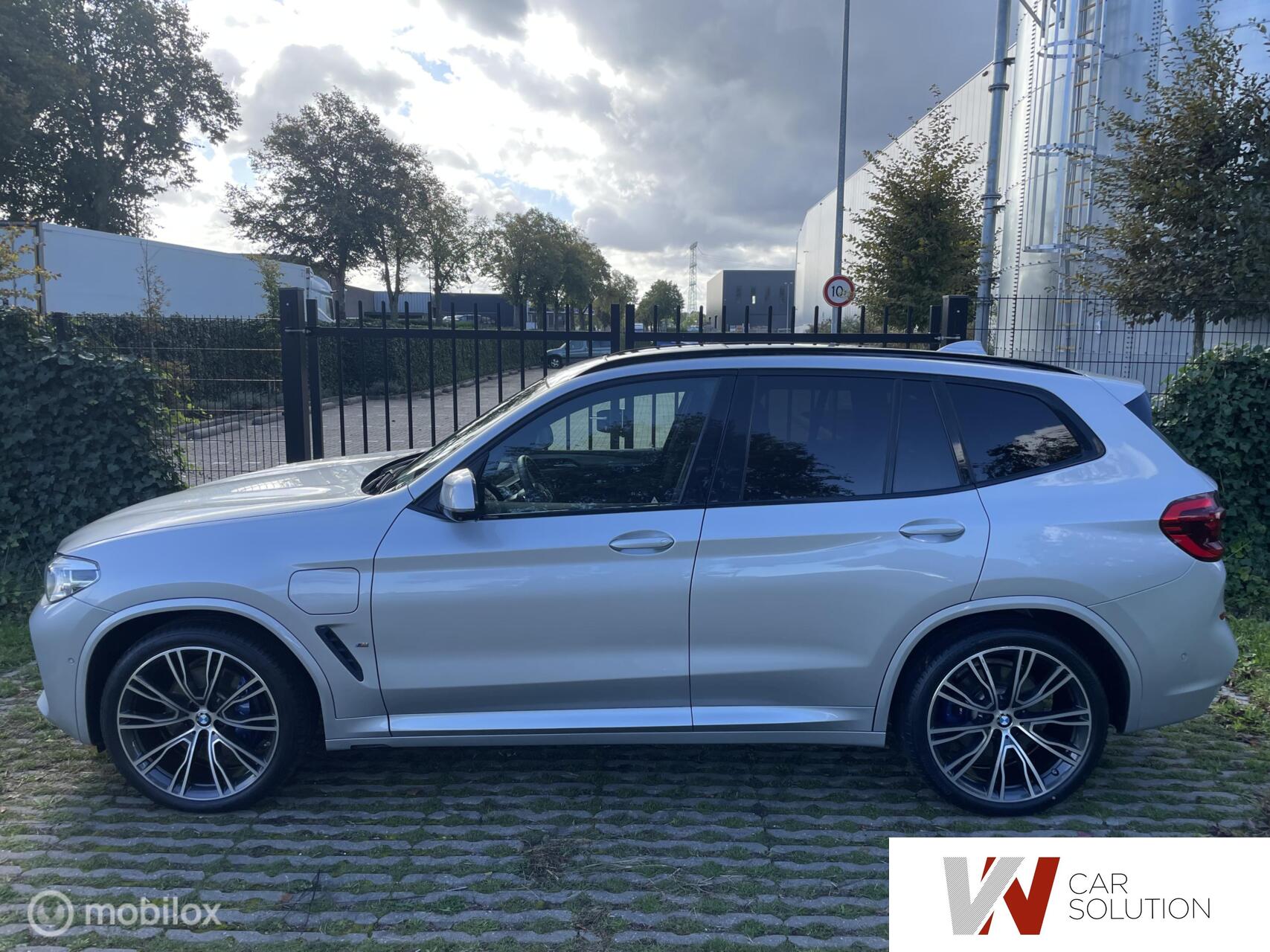 Foto van BMW X3 Xdrive30e