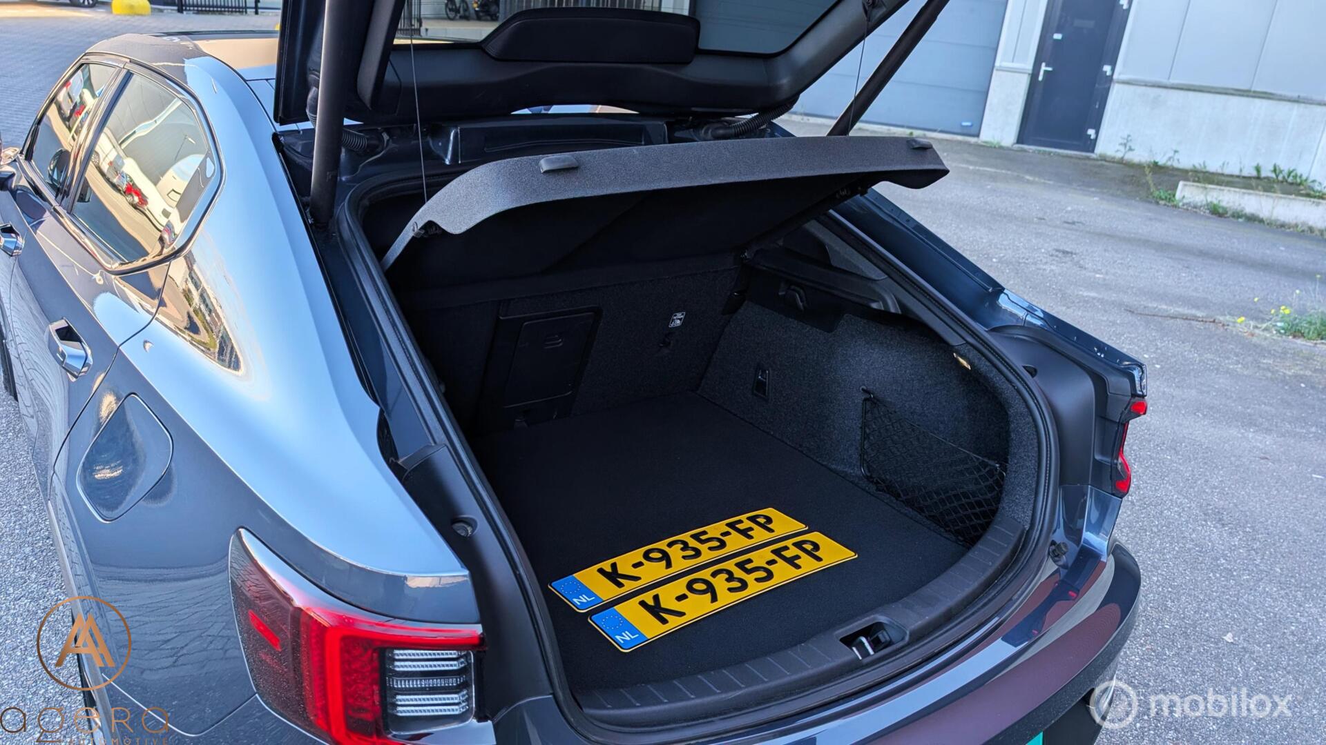 Foto van Polestar 2