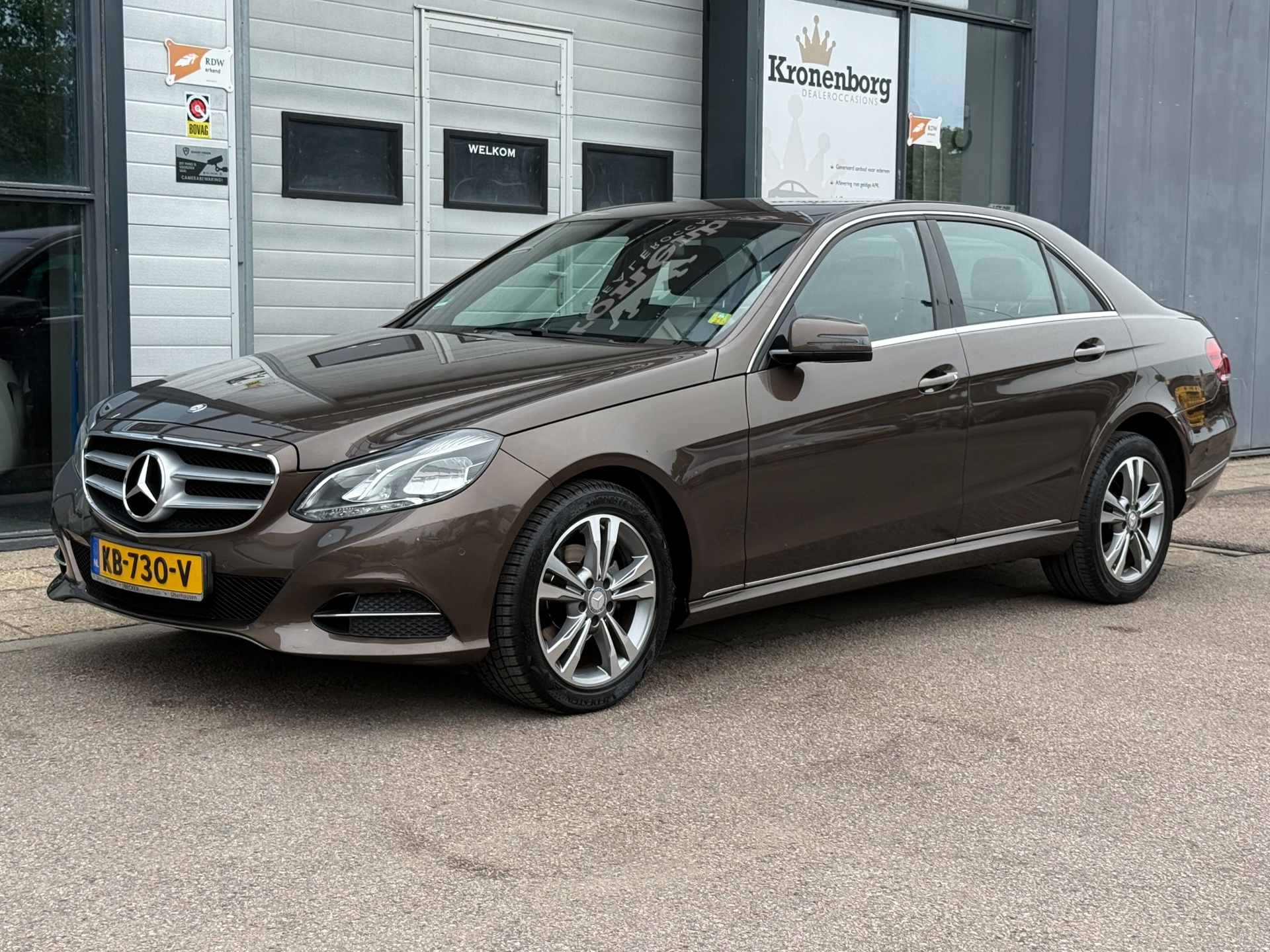 Foto van Mercedes-Benz E 200