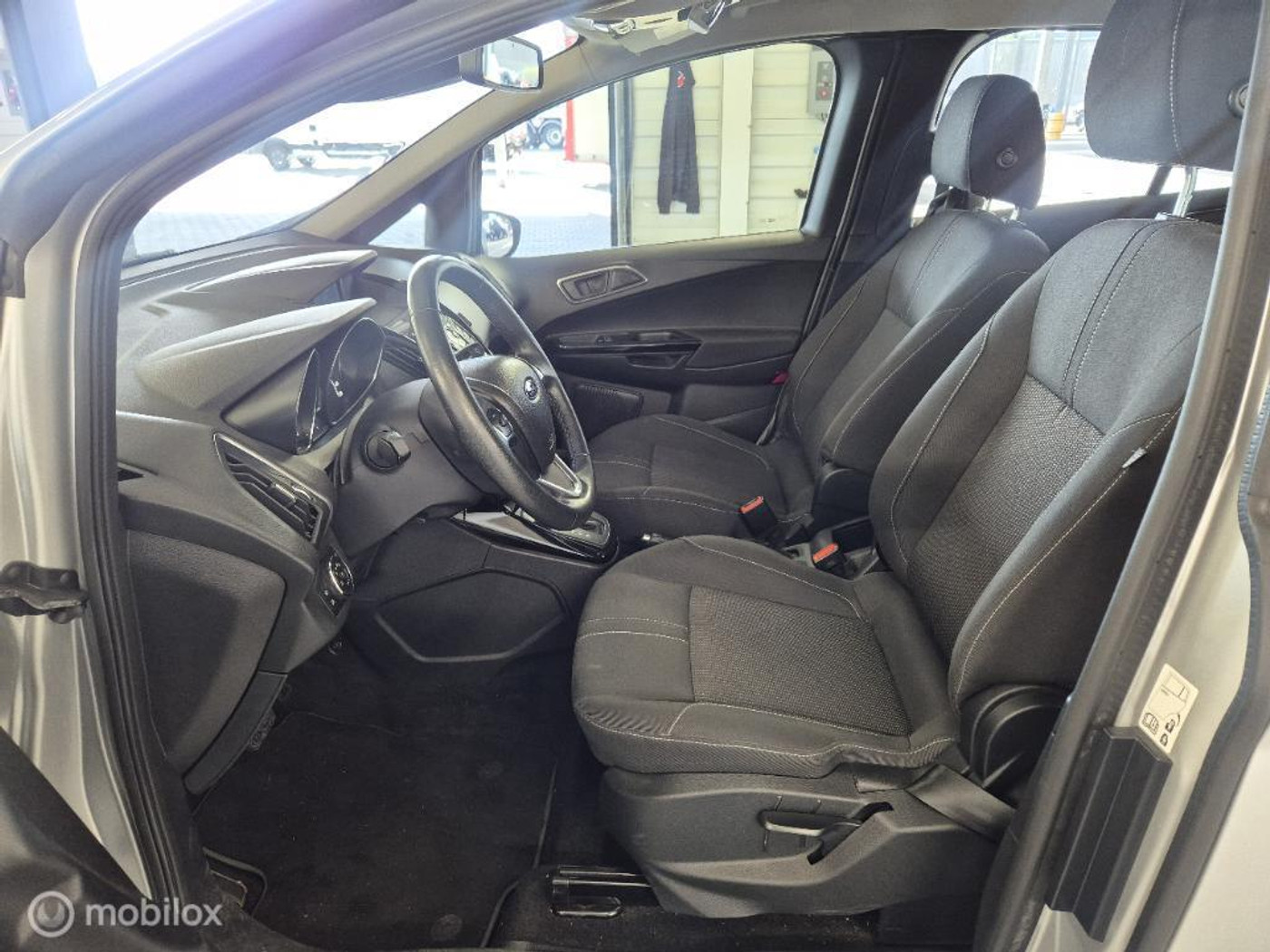 Foto van Ford B-max