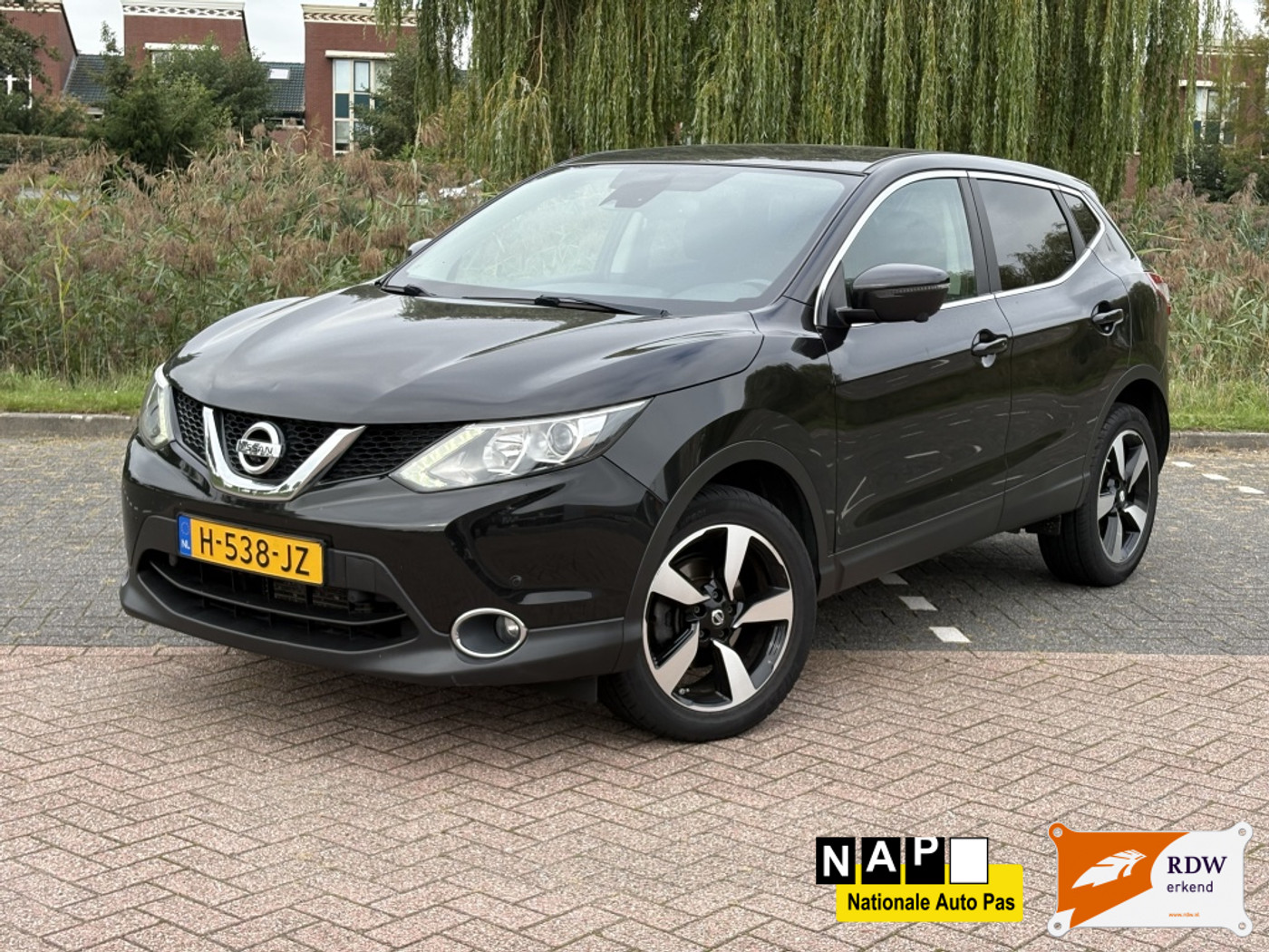 Nissan Nissan Qashqai 1.2 Acenta / Rijdt super / Probleemloos / APK2027 2016 - voorkant
