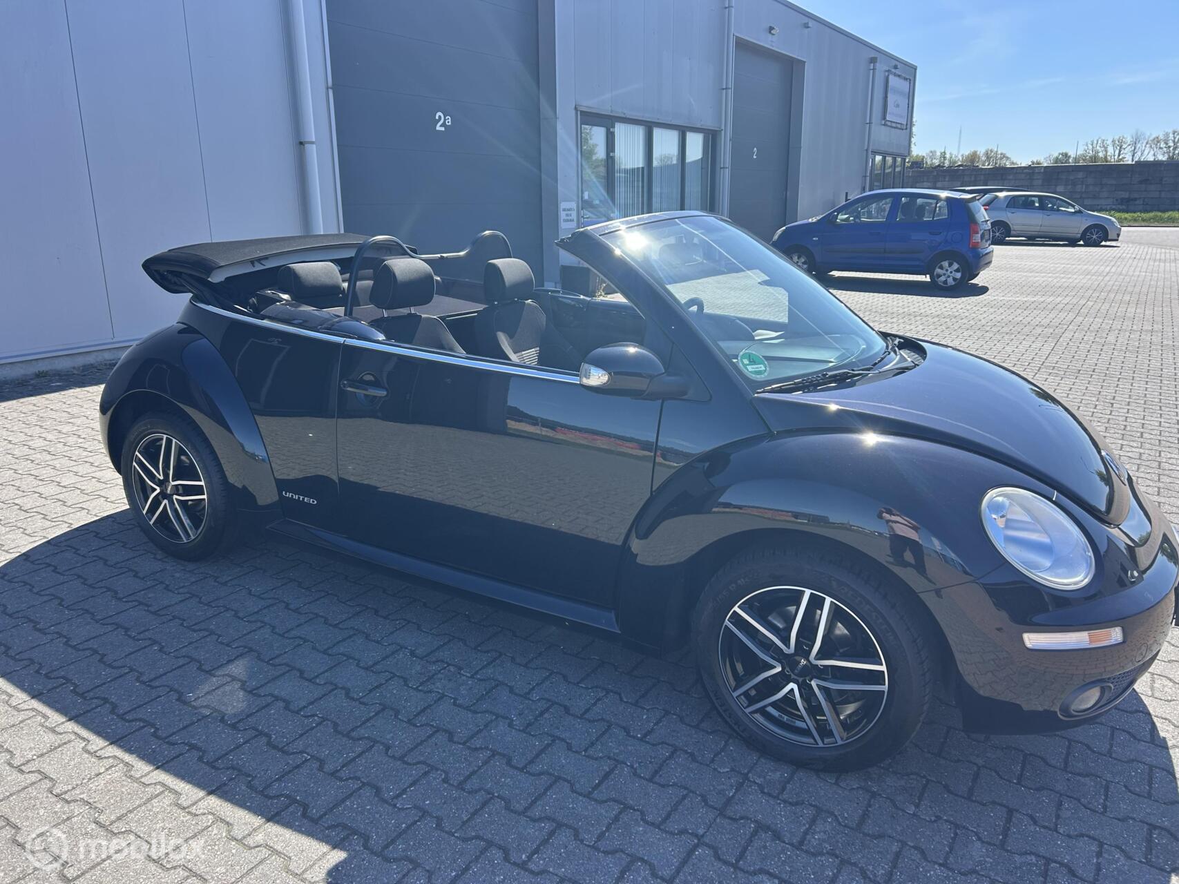 Foto van Volkswagen New Beetle Cabriolet