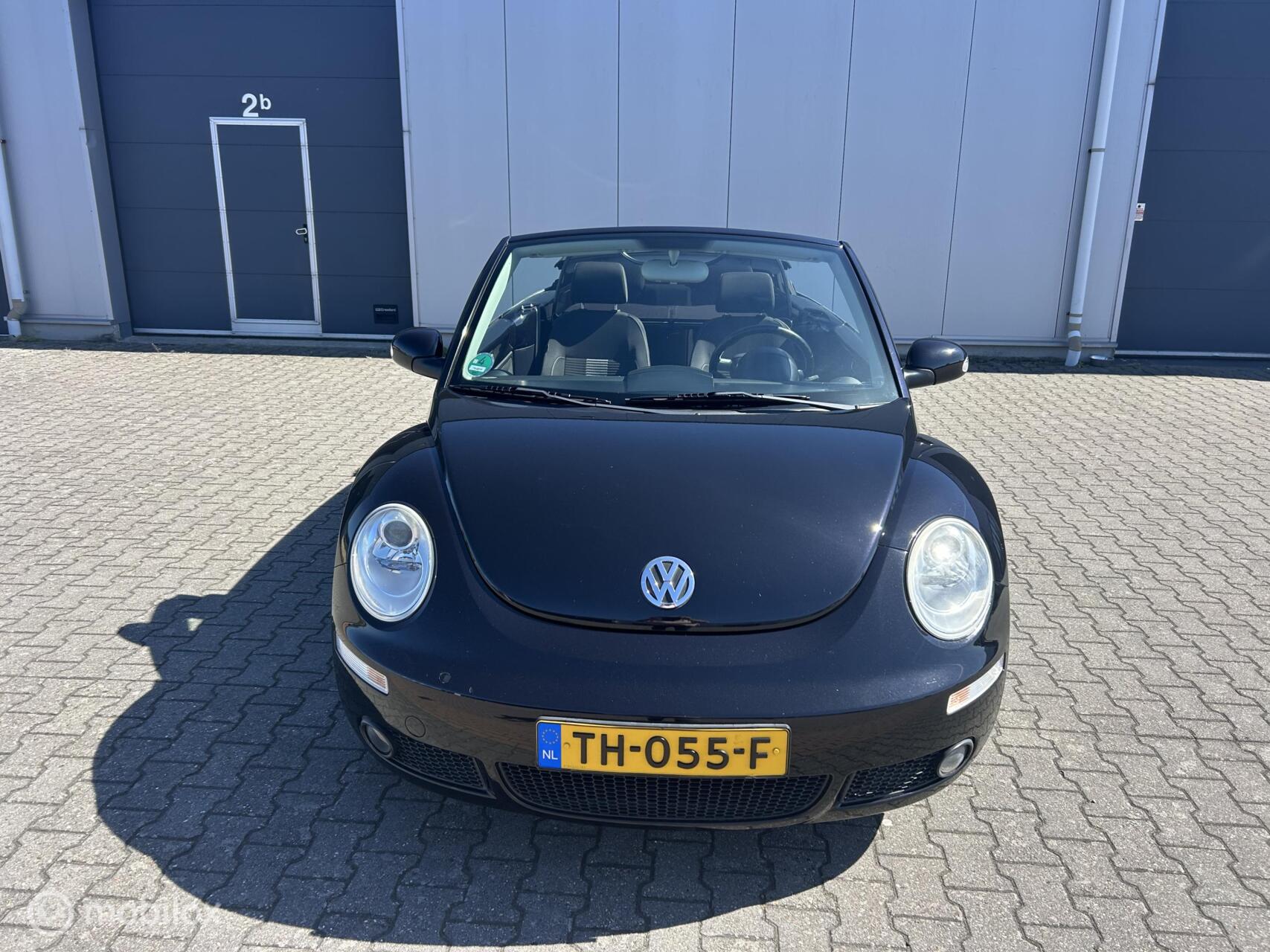 Foto van Volkswagen New Beetle Cabriolet