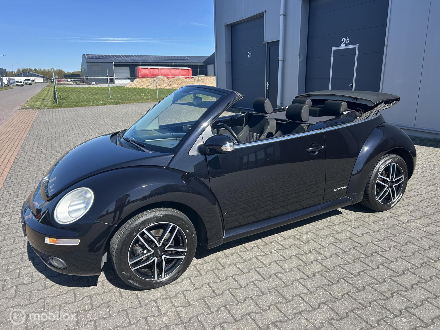 Foto van Volkswagen New Beetle Cabriolet