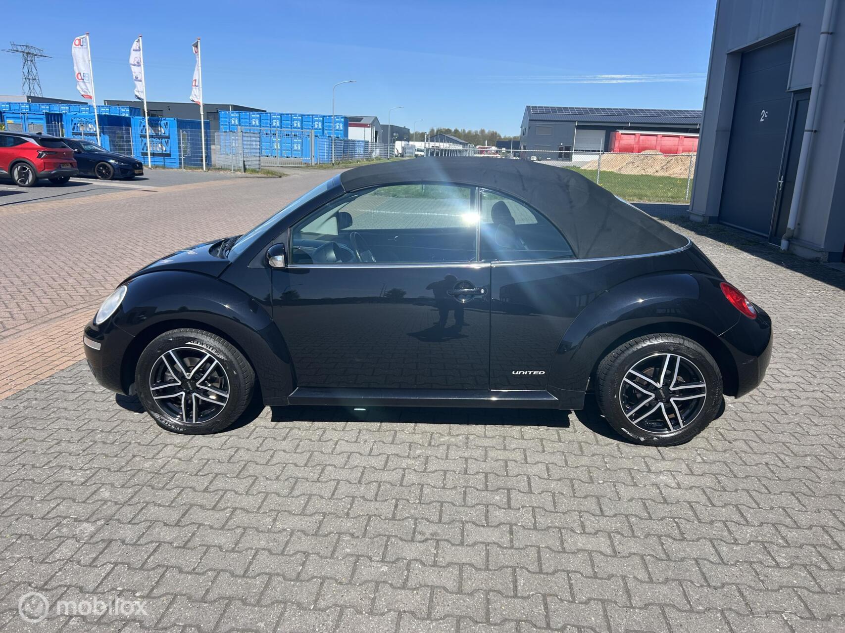 Foto van Volkswagen New Beetle Cabriolet