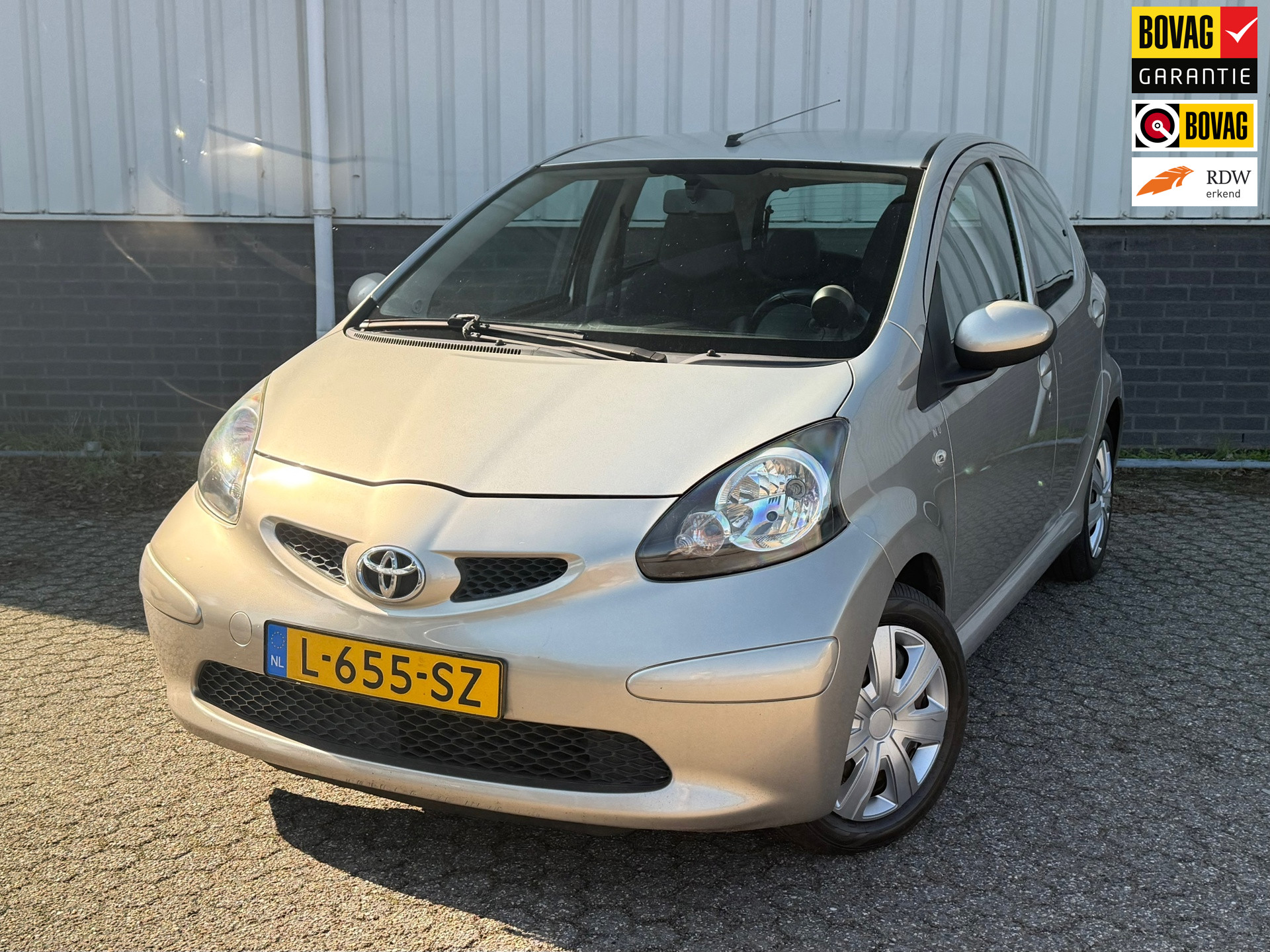 Toyota Toyota Aygo 1.0-12V 5Drs Calvin Klein Leer Airco 2008 - voorkant