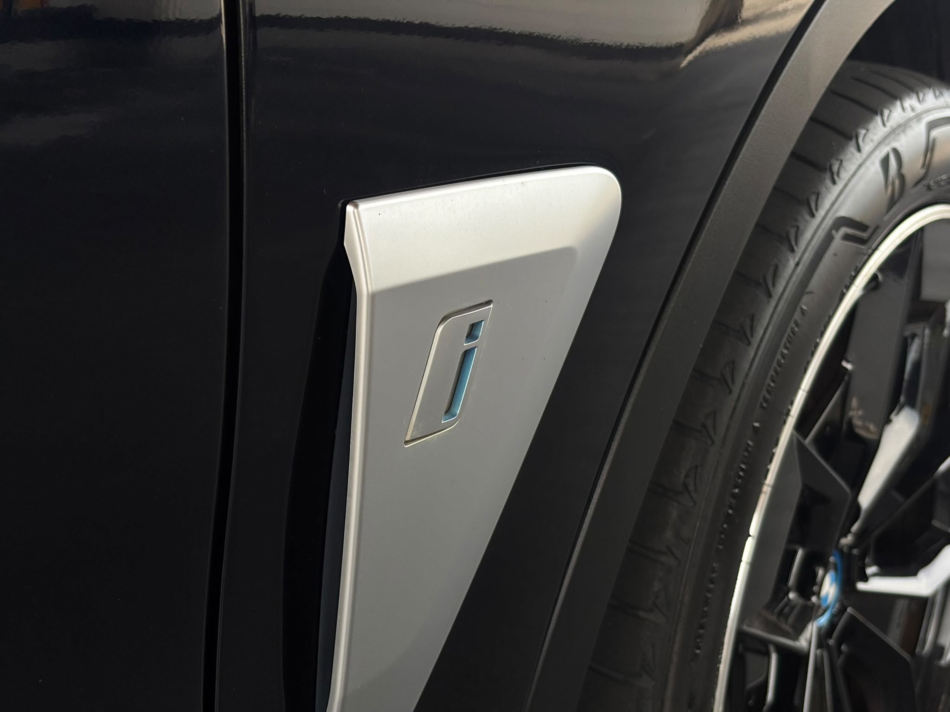 Foto van BMW Ix3