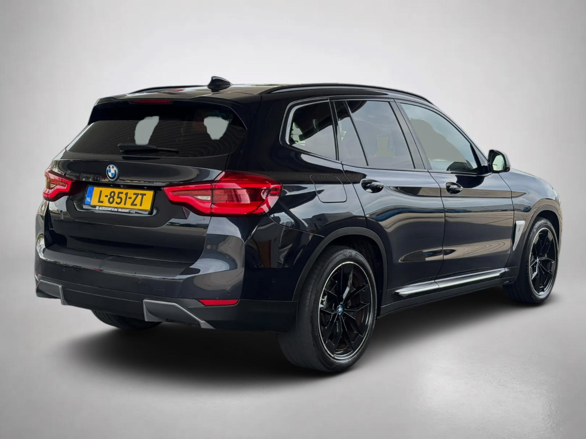 Foto van BMW Ix3