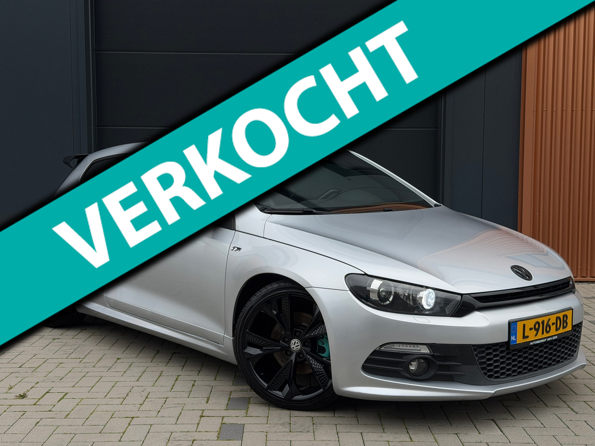 Volkswagen Scirocco 2.0 TSI Highline R Plus|Pano|Stoelverwarming|Climate Control|Cruise Control 2010 - voorkant