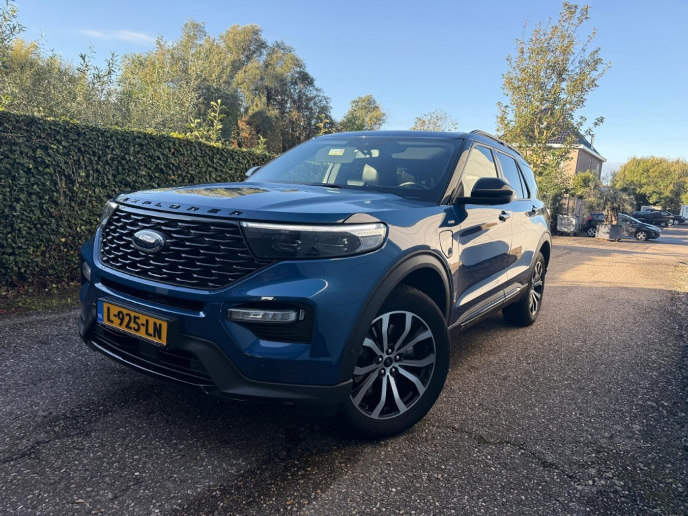 Ford Explorer 3.0 V6 EB PHEV ST-L. 2020 - voorkant