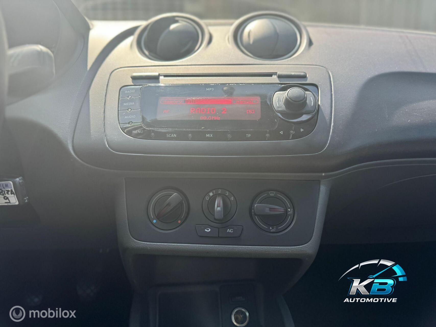 Foto van Seat Ibiza ST