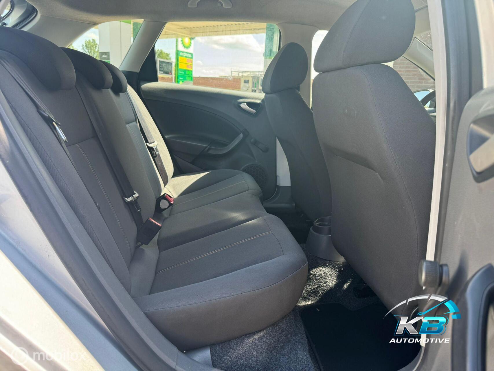 Foto van Seat Ibiza ST