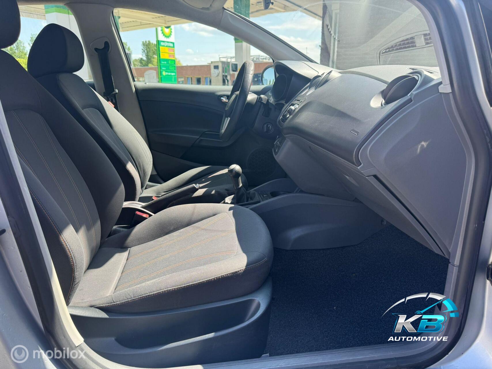 Foto van Seat Ibiza ST
