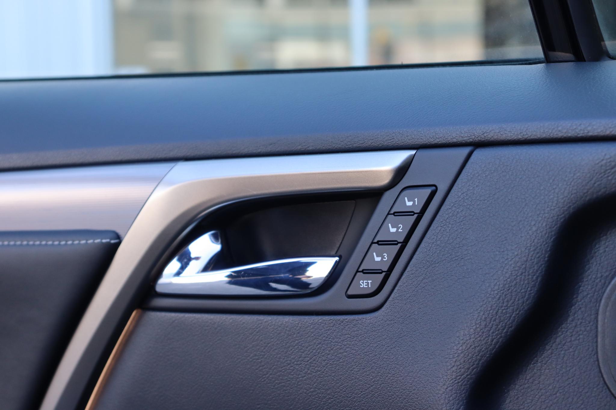 Foto van Lexus Lexus Rx450h