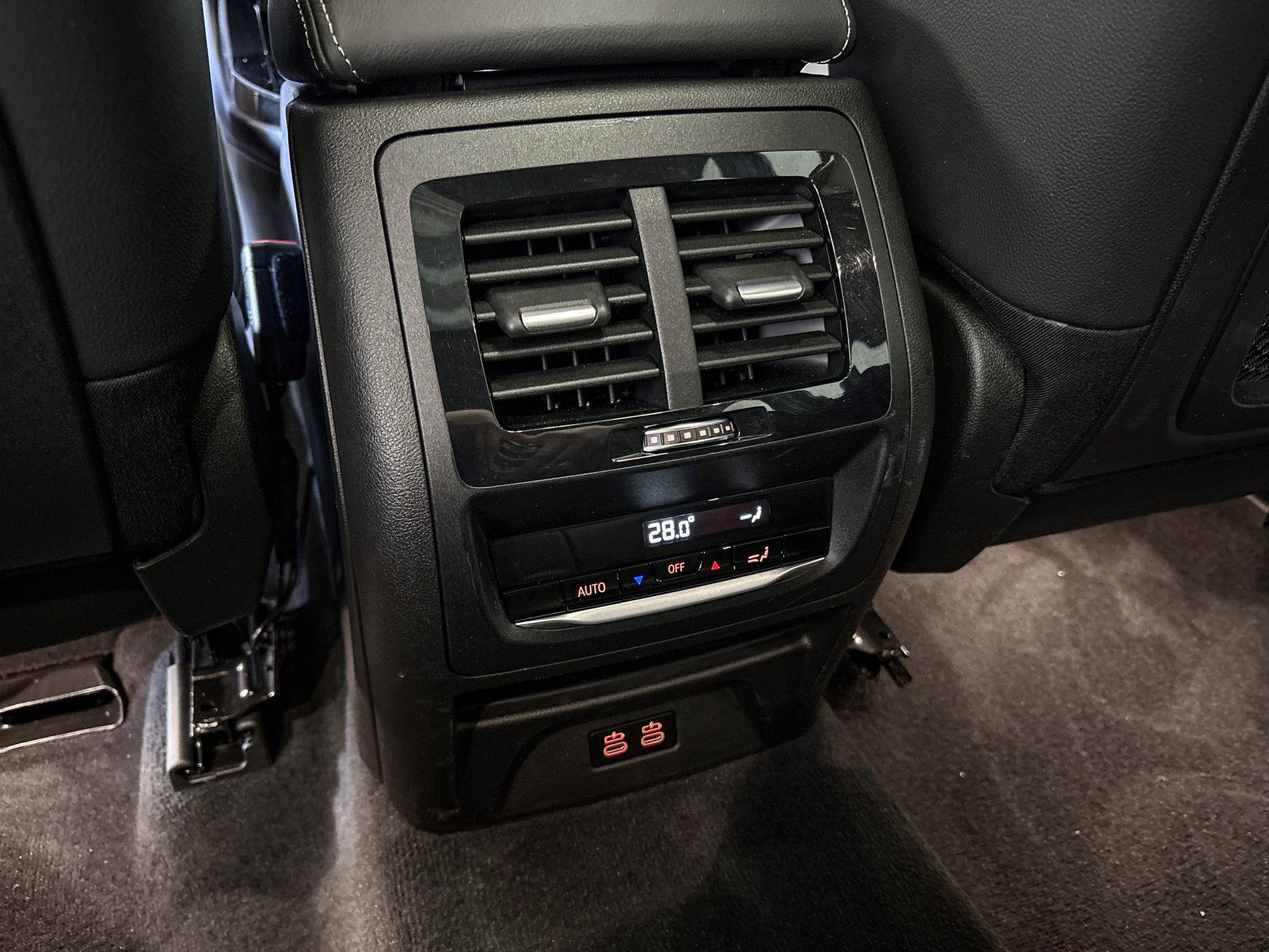 Foto van BMW Ix3
