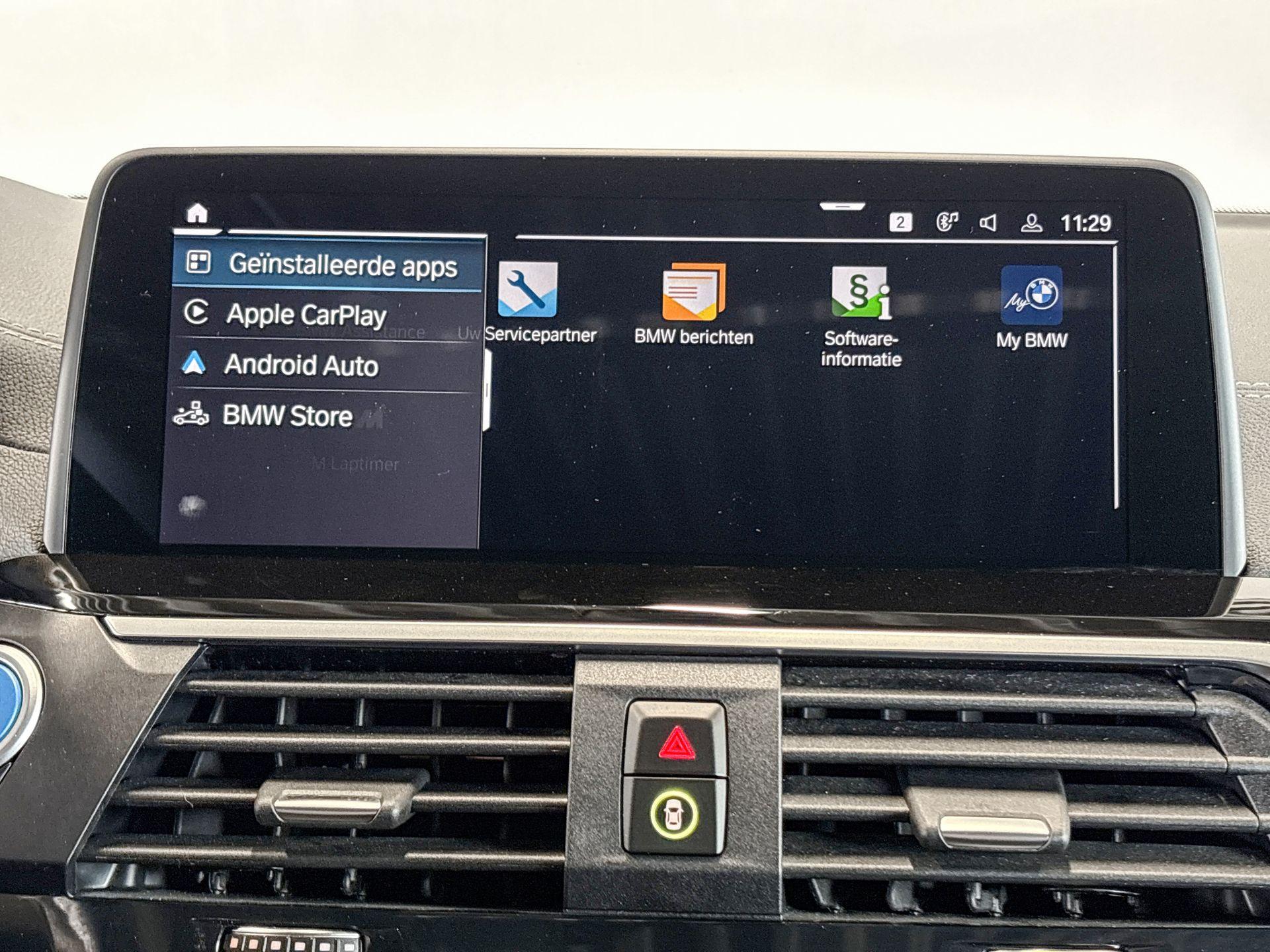 Foto van BMW Ix3
